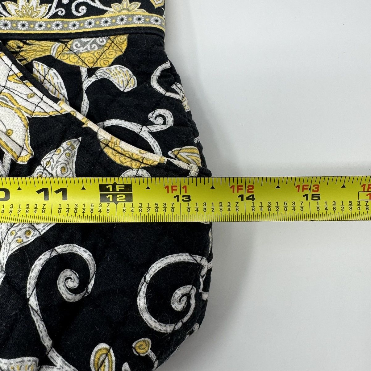 Vera Bradley VERA BRADLEY Yellow Bird Morgan Bucket Purse Zip Retired Size ONE SIZE - 20 Thumbnail
