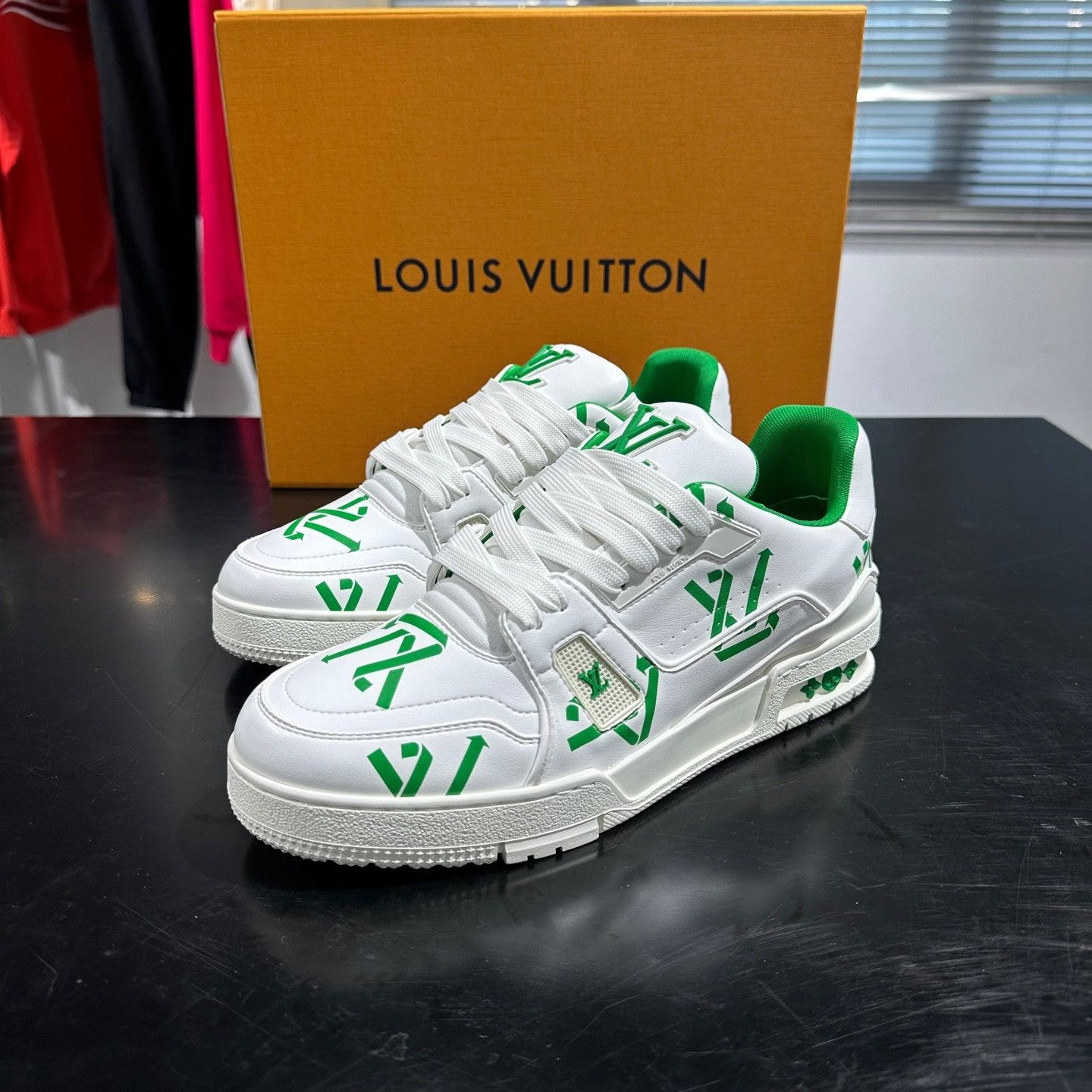 Louis Vuitton Louis Vuitton Trainer Sneakers Size US 8.5 / EU 41-42 - 1 Thumbnail