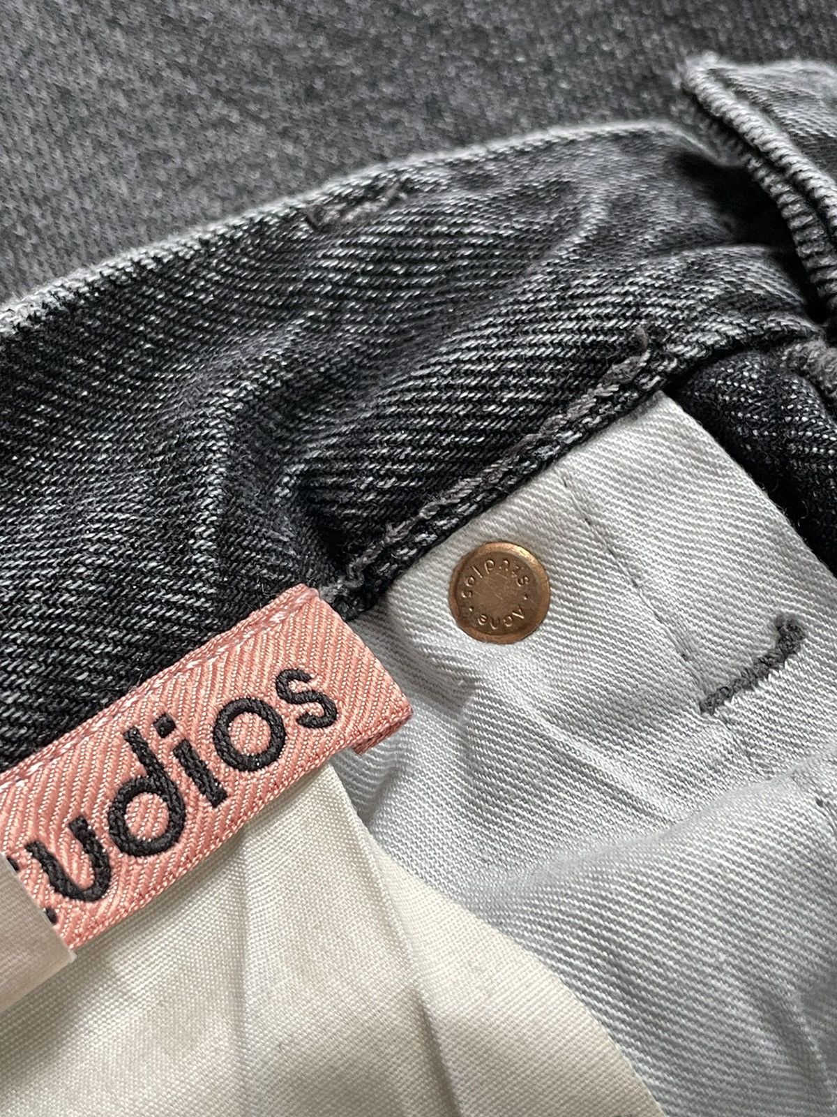 Acne Studios Acne Studios washed gray denim pants Size US 29 - 9 Thumbnail