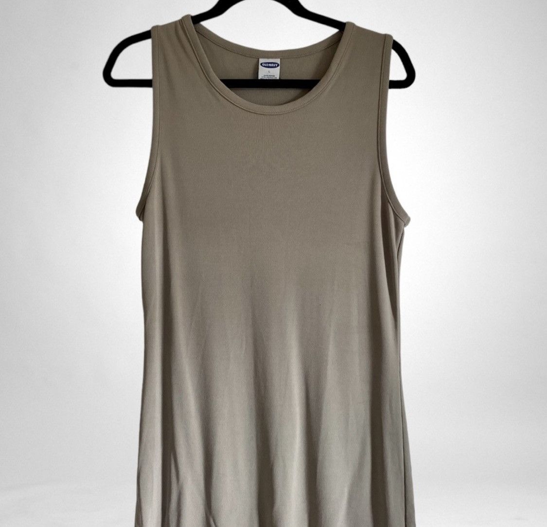 Old Navy LIGHT OLIVE SLEEVELESS SCOOP NECK MAXI DRESS Size L / US 10 / IT 46 - 2 Thumbnail