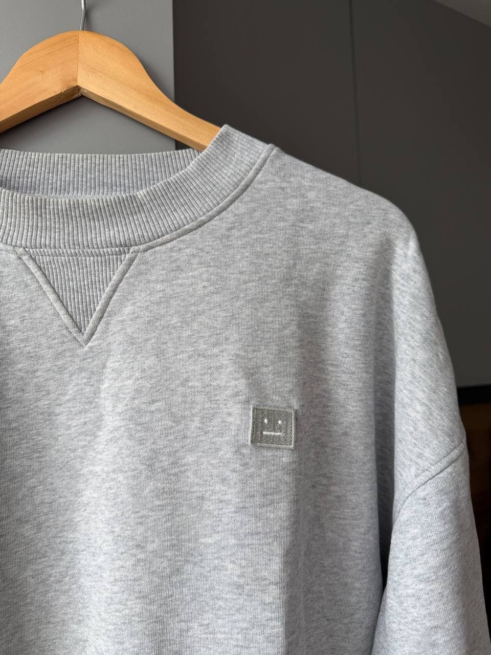 Acne Studios Acne Yana Face Crewneck Gray Size L Size US L / EU 52-54 / 3 - 5 Thumbnail