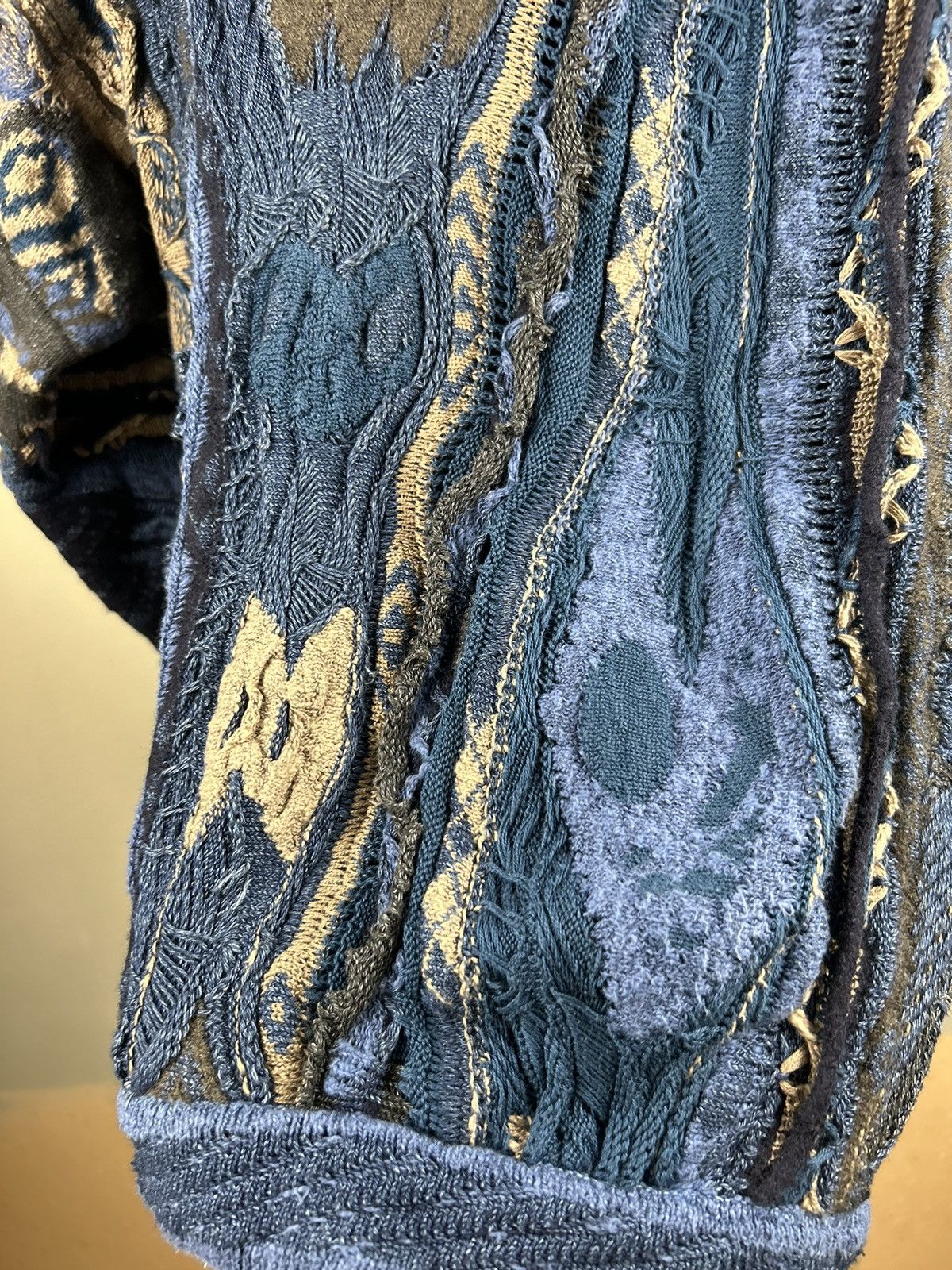 Coogi Vintage Coogi Sweater Size US M / EU 48-50 / 2 - 11 Thumbnail