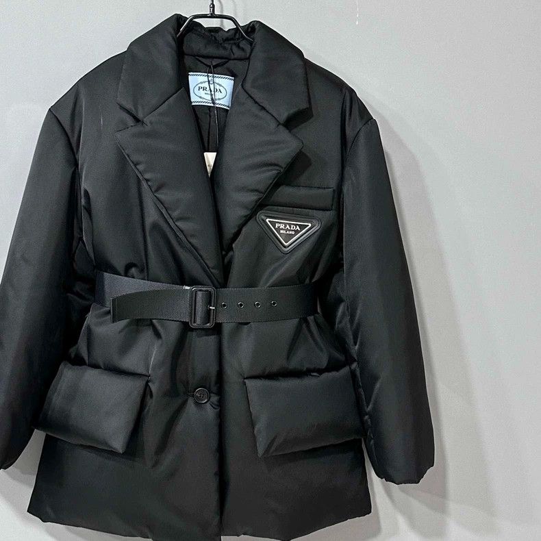 Prada Prada Size 36 Triangle belt down jacket size 36 2502-Next Size US XS / EU 42 / 0 - 2 Thumbnail
