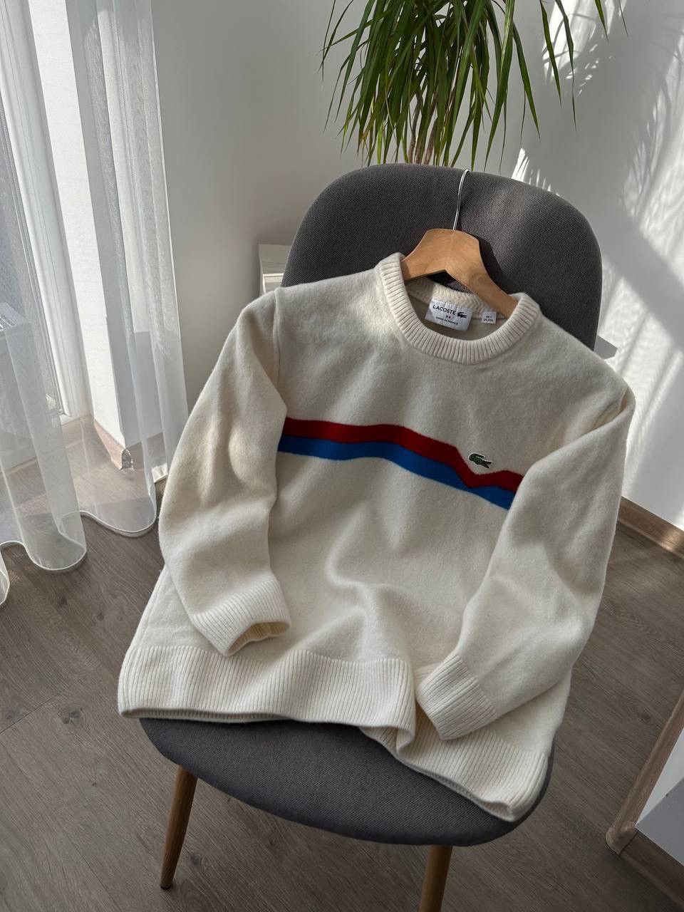 Lacoste × Vintage Vintage Lacoste France White Wool Sweater Size S / US 4 / IT 40 - 4 Thumbnail