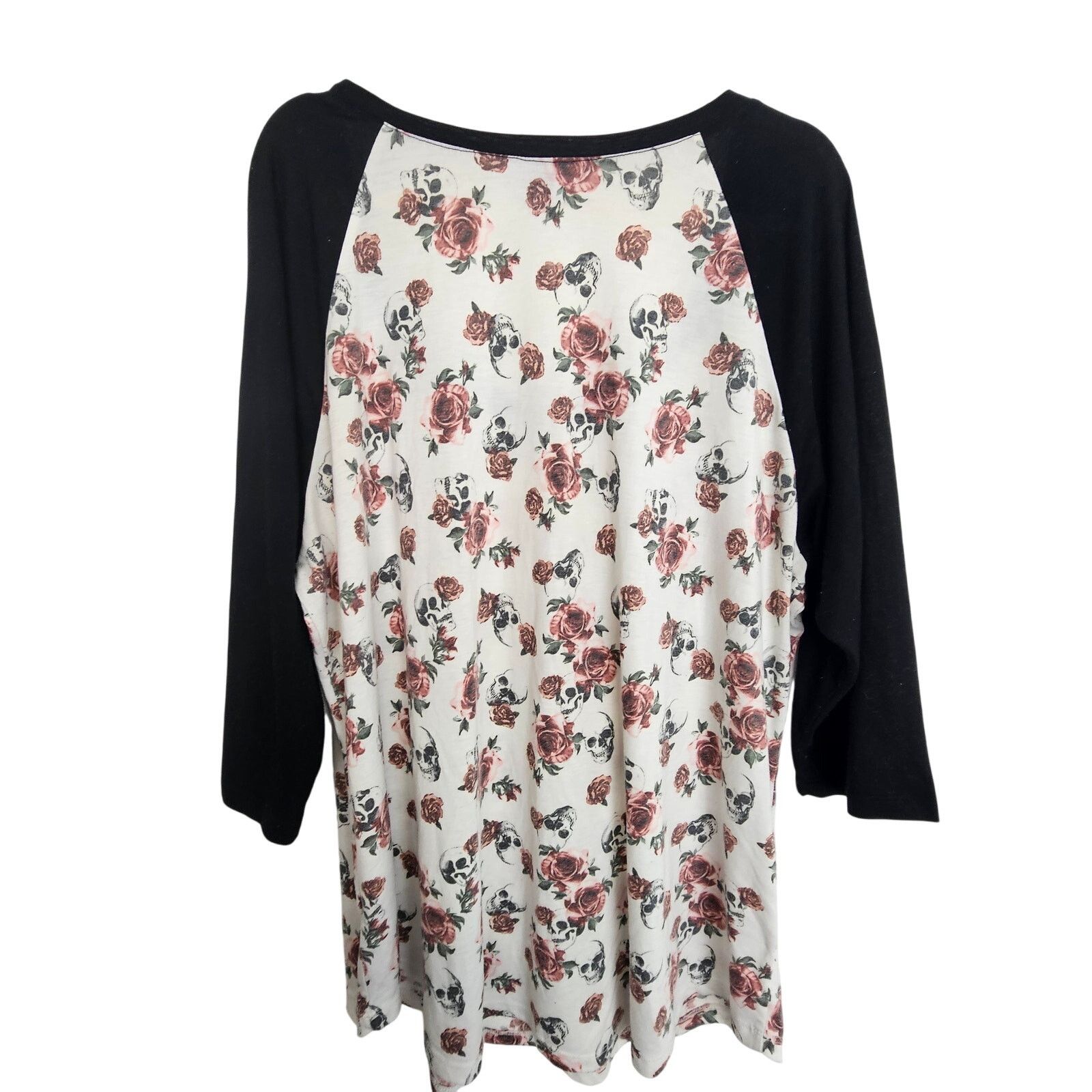 Corridor Torrid Blouse Skull Floral Print Tshirt 3/4 Sleeve Round 3X Size 3XL / US 20-22 - 8 Thumbnail