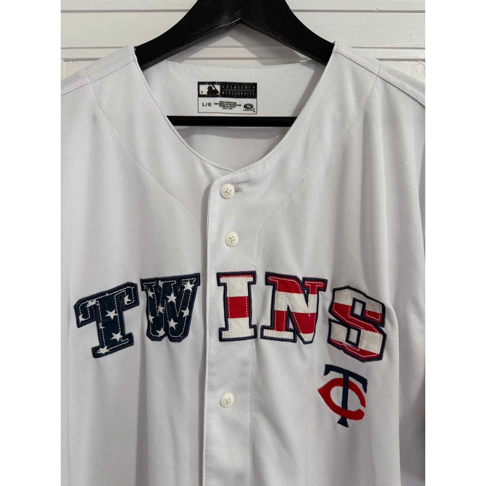 MLB Minnesota Twins American Flag Baseball Jersey Size Large Size US L / EU 52-54 / 3 - 2 Thumbnail