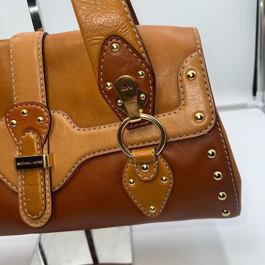 Michael Kors Michael Michael Kors Vintage Saddle Leather Handbag with Dust Bug Size ONE SIZE - 3 Thumbnail