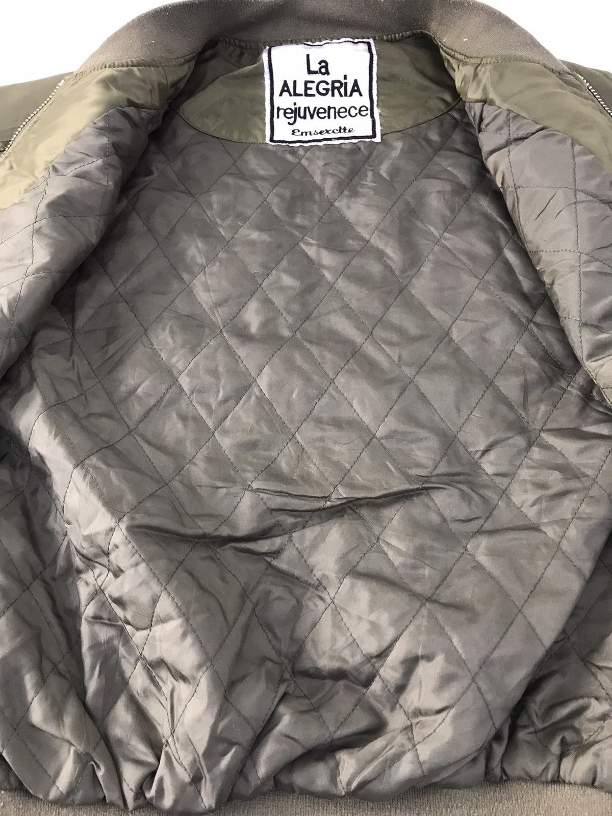 Vintage La Ageria Rejuvenece Emsercite OG Bomber Flight Jacket Size US L / EU 52-54 / 3 - 6 Thumbnail