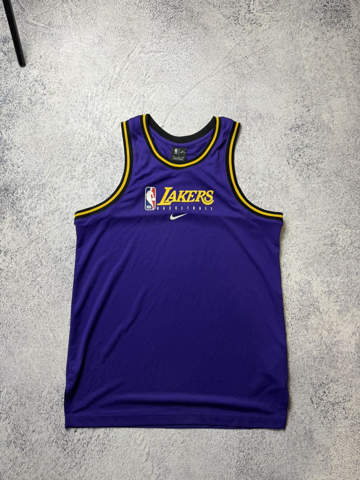 NBA Nike NBA Basketball Los Angeles Lakers Shirt Jersey Size: M Size US M / EU 48-50 / 2 - 1 Thumbnail