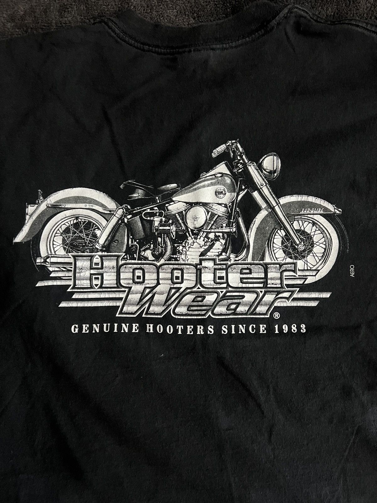 Gildan Vintage Hooter Wear Biker Tee Size US L / EU 52-54 / 3 - 4 Thumbnail