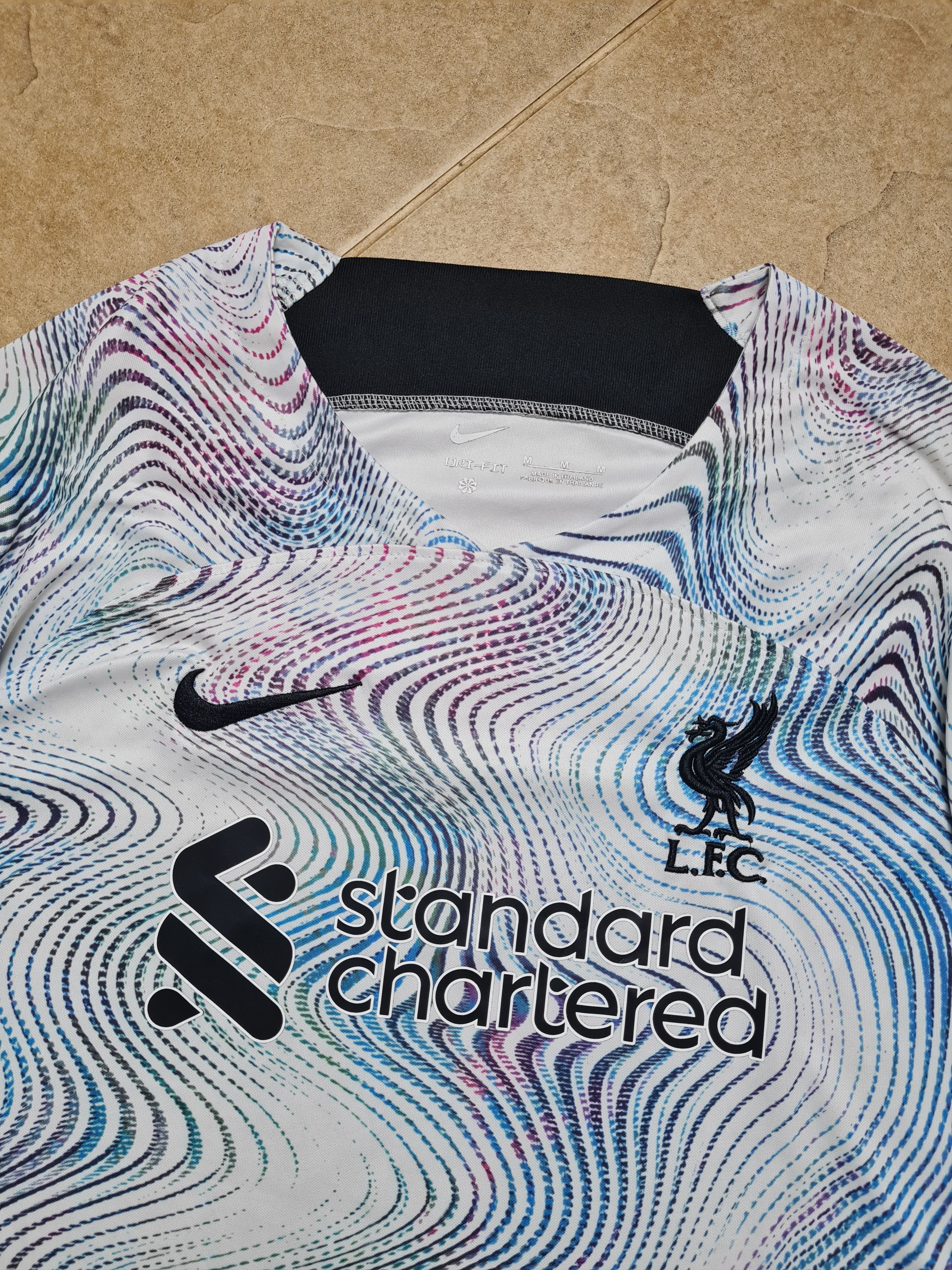 Nike FOOTBALL JERSEY LIVERPOOL 2022 2023 NIKE AWAY SOCCER SHIRT Size US M / EU 48-50 / 2 - 2 Thumbnail