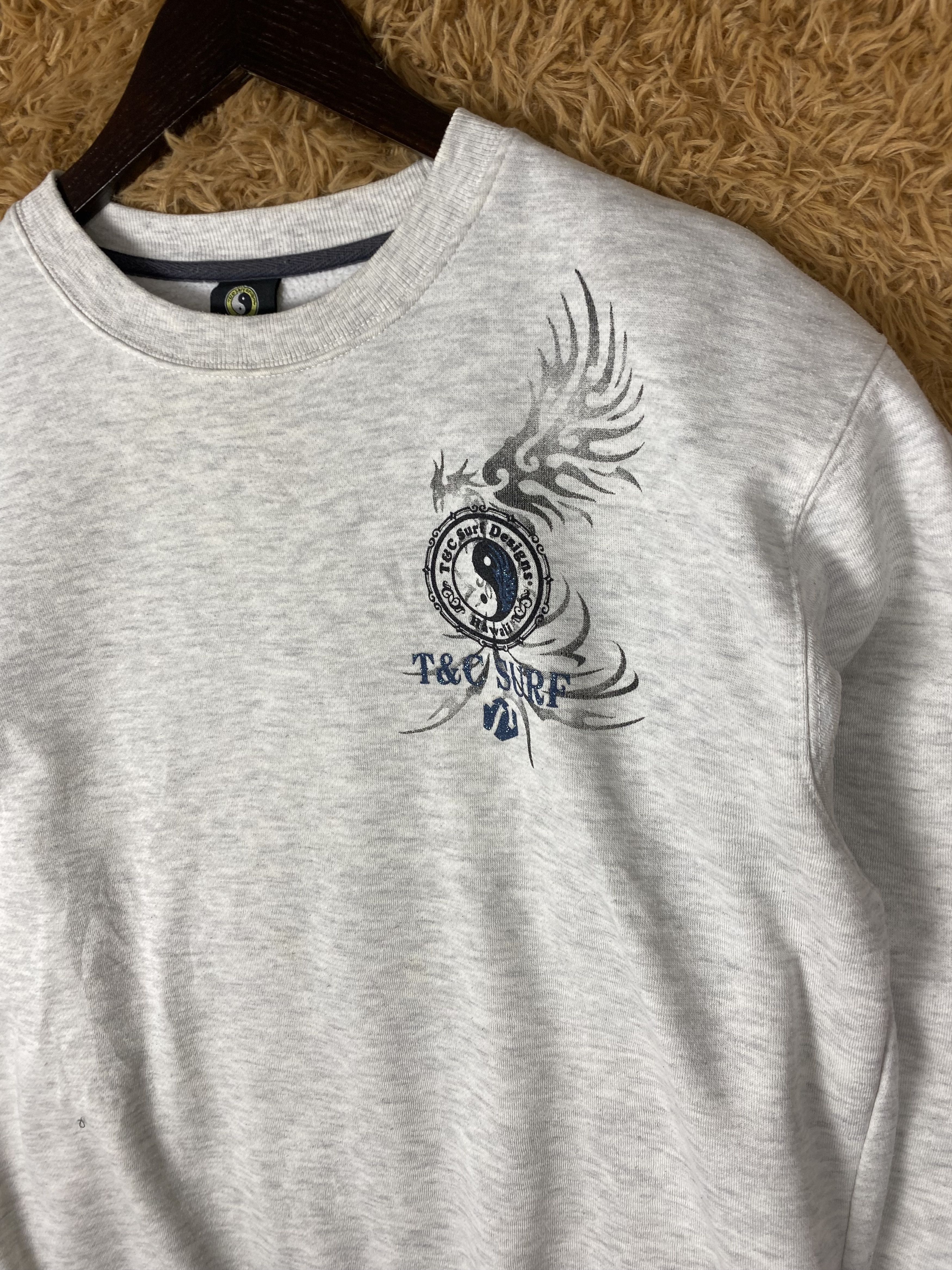 Designer Vintage T&C Surf Design Hawaii Sweatshirts PS0366 Size US L / EU 52-54 / 3 - 4 Thumbnail