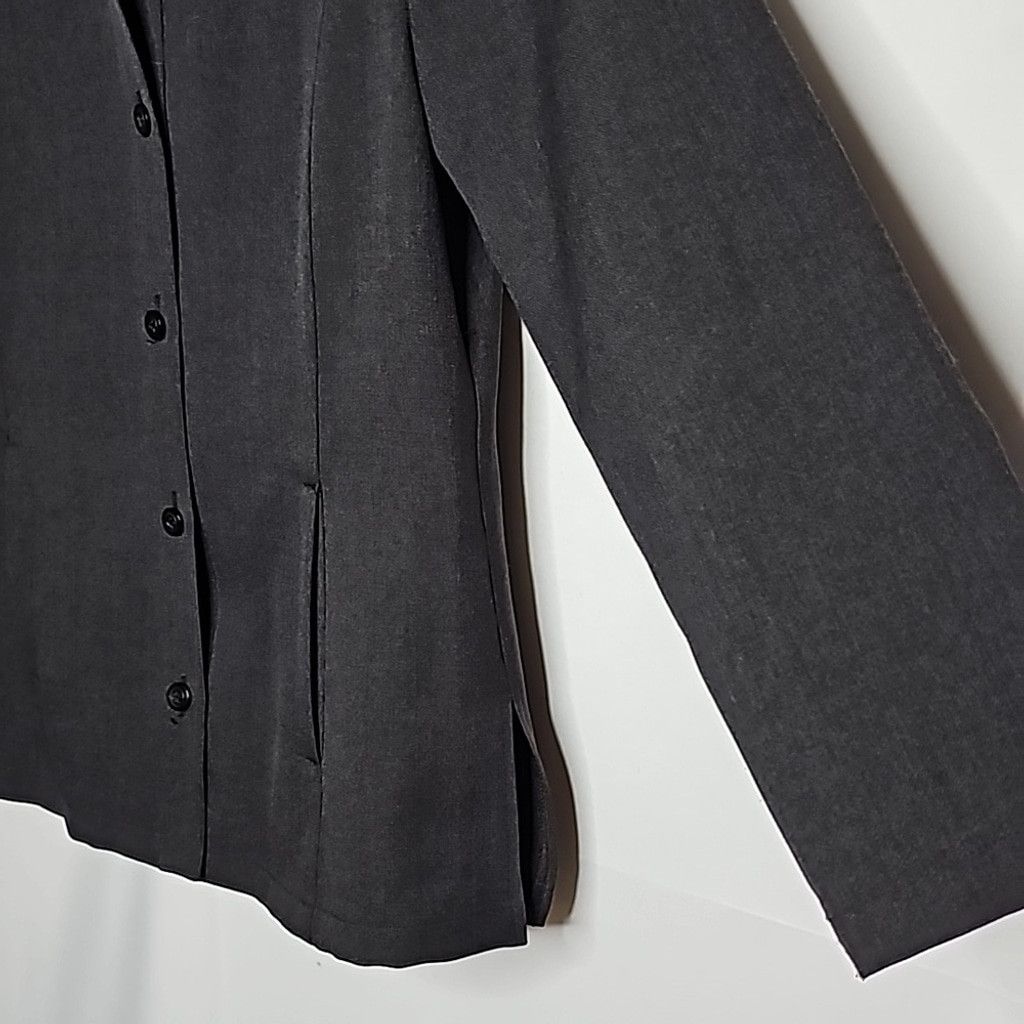 The Unbranded Brand NWOT aigrette black button down long sleeve shirt top sz 9 R Size M / US 6-8 / IT 42-44 - 2 Thumbnail