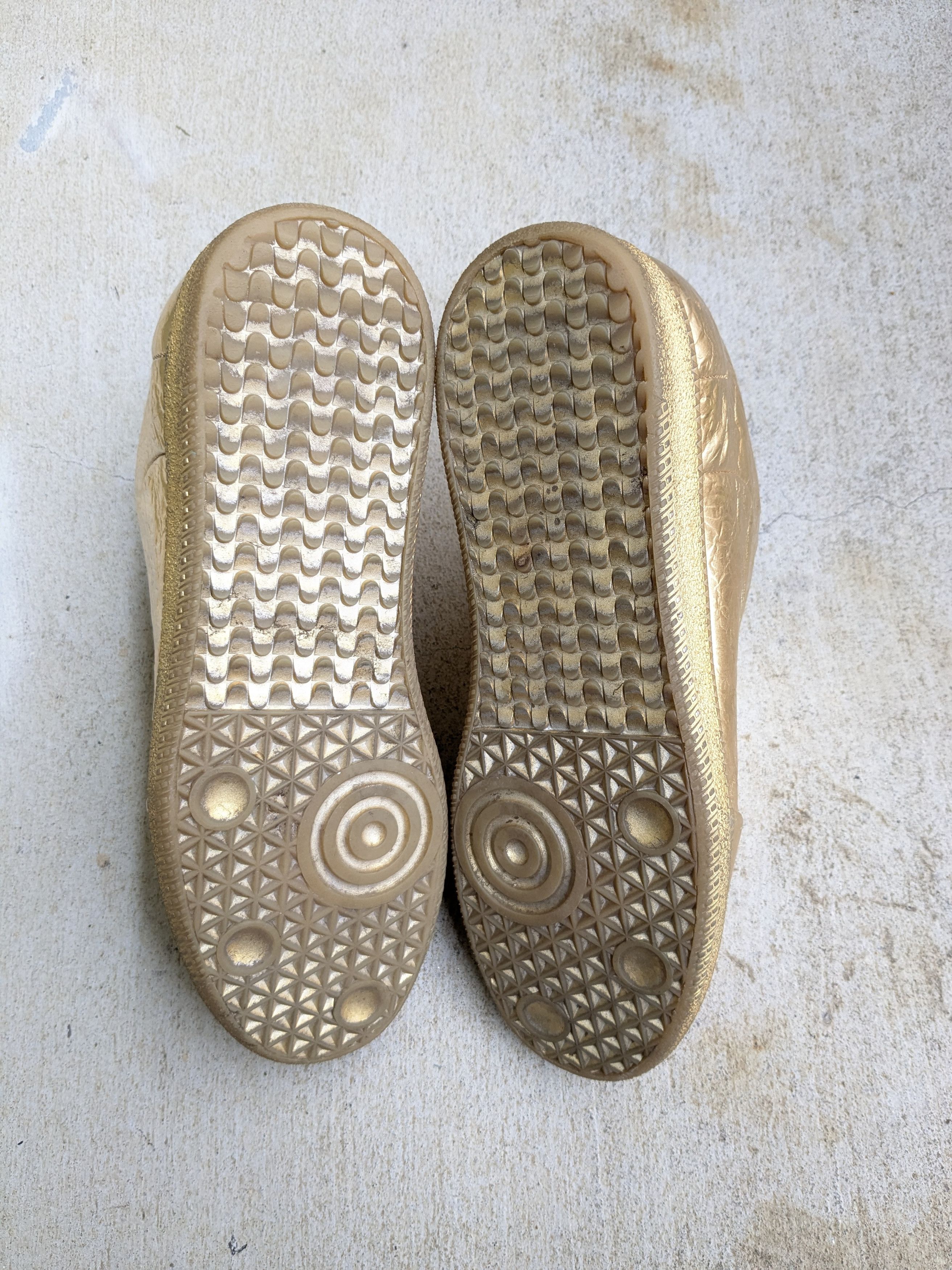 Maison Margiela Maison Margiela Future Gold 9 42 Low Tops Leather Size US 9 / EU 42 - 16 Thumbnail