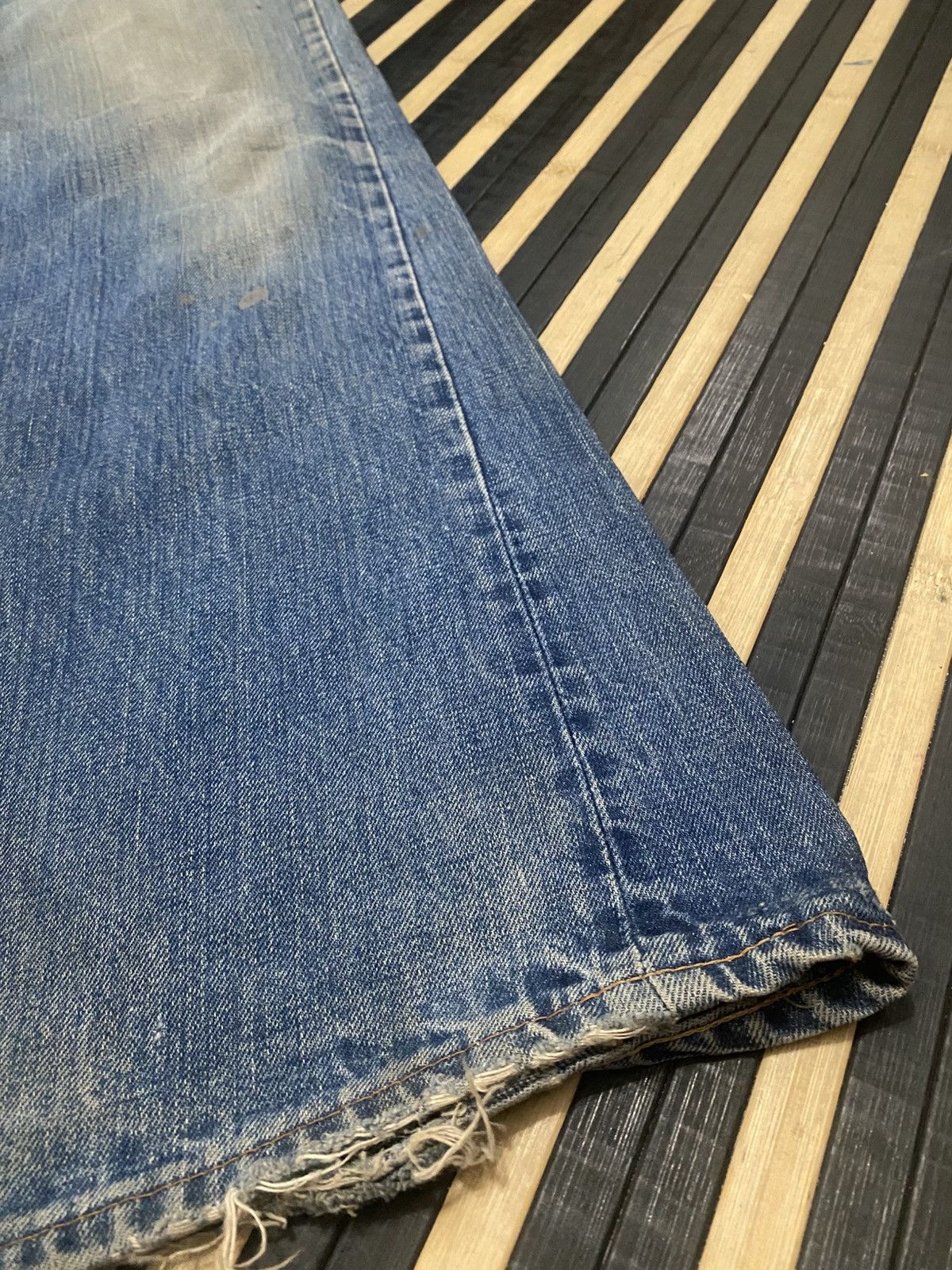 Levi's × Levi's Vintage Clothing Rare Vintage 80s Levi’s Big E Distressed Jeans Made Usa Size US 34 / EU 50 - 6 Thumbnail