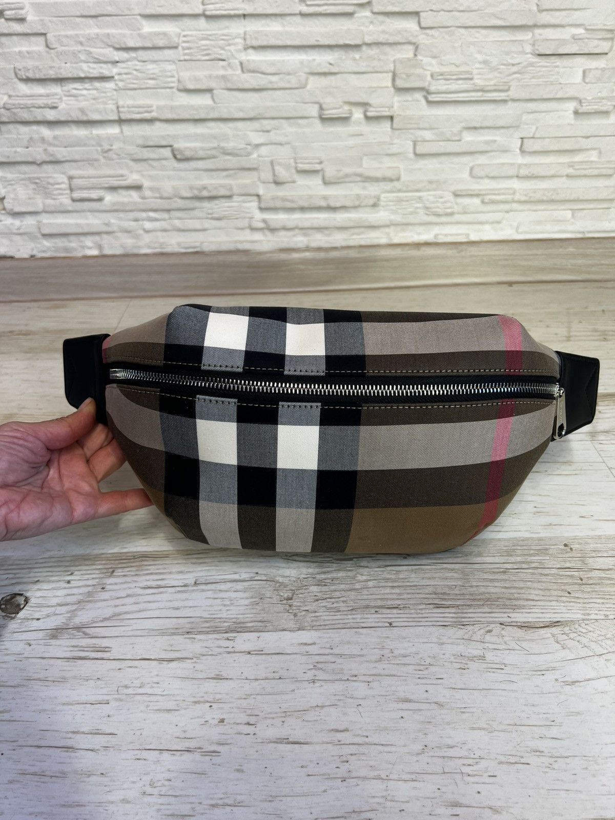 Burberry Burberry Sonny Nova Check Bum Bag Fanny Pack Unisex Belt Bag Size ONE SIZE - 3 Thumbnail