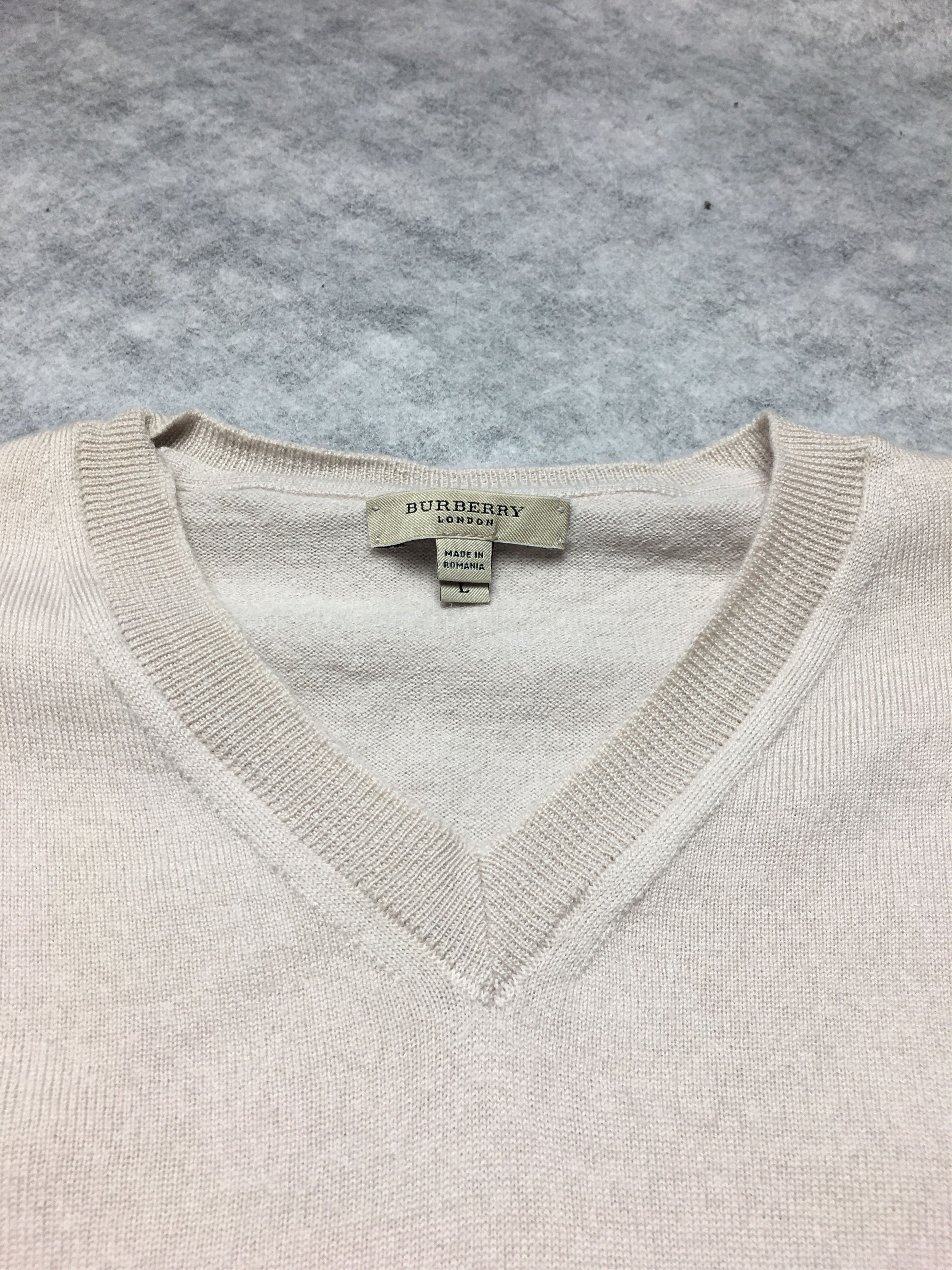 Burberry Mens Beige Merino Wool Sweater Jumper V-Neck