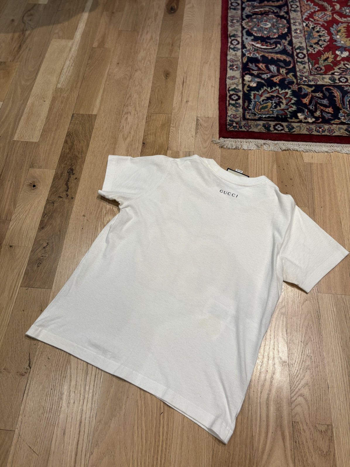 Gucci Gucci Mens Sequin Apple Tee Size Small Size US S / EU 44-46 / 1 - 5 Thumbnail