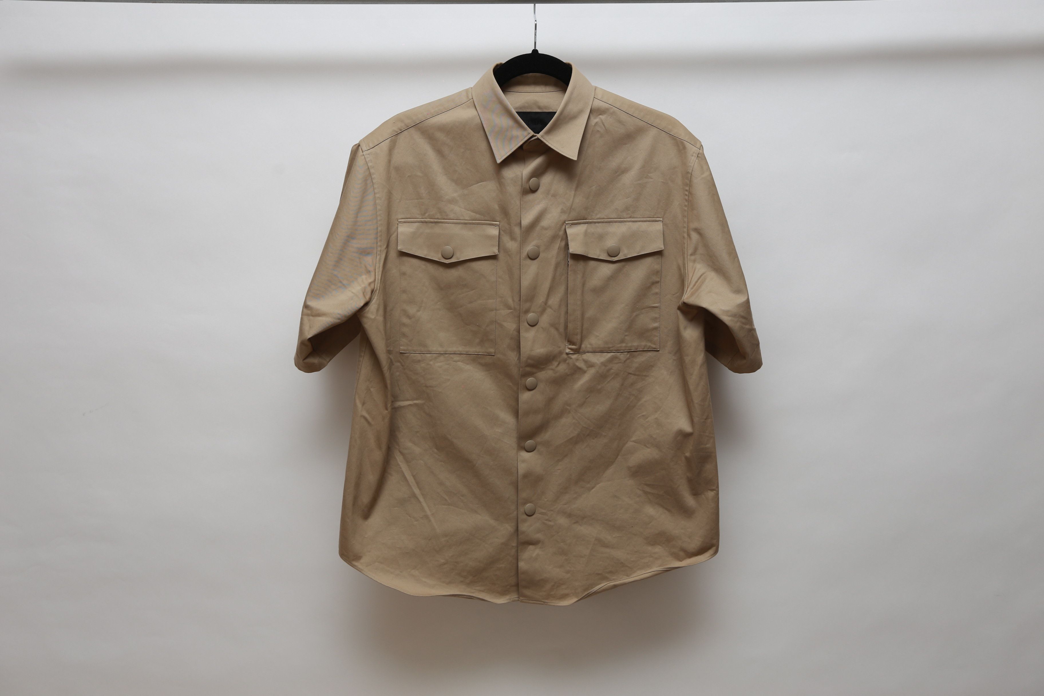 Prada Short Sleeve Oversized Shirt Size US S / EU 44-46 / 1 - 1 Thumbnail