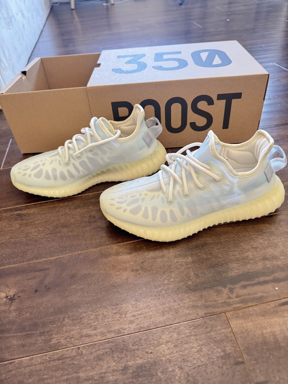Yeezy Adidas Yeezy Boost V2 Mono Ice Size US 6.5 / IT 36.5 - 4 Thumbnail