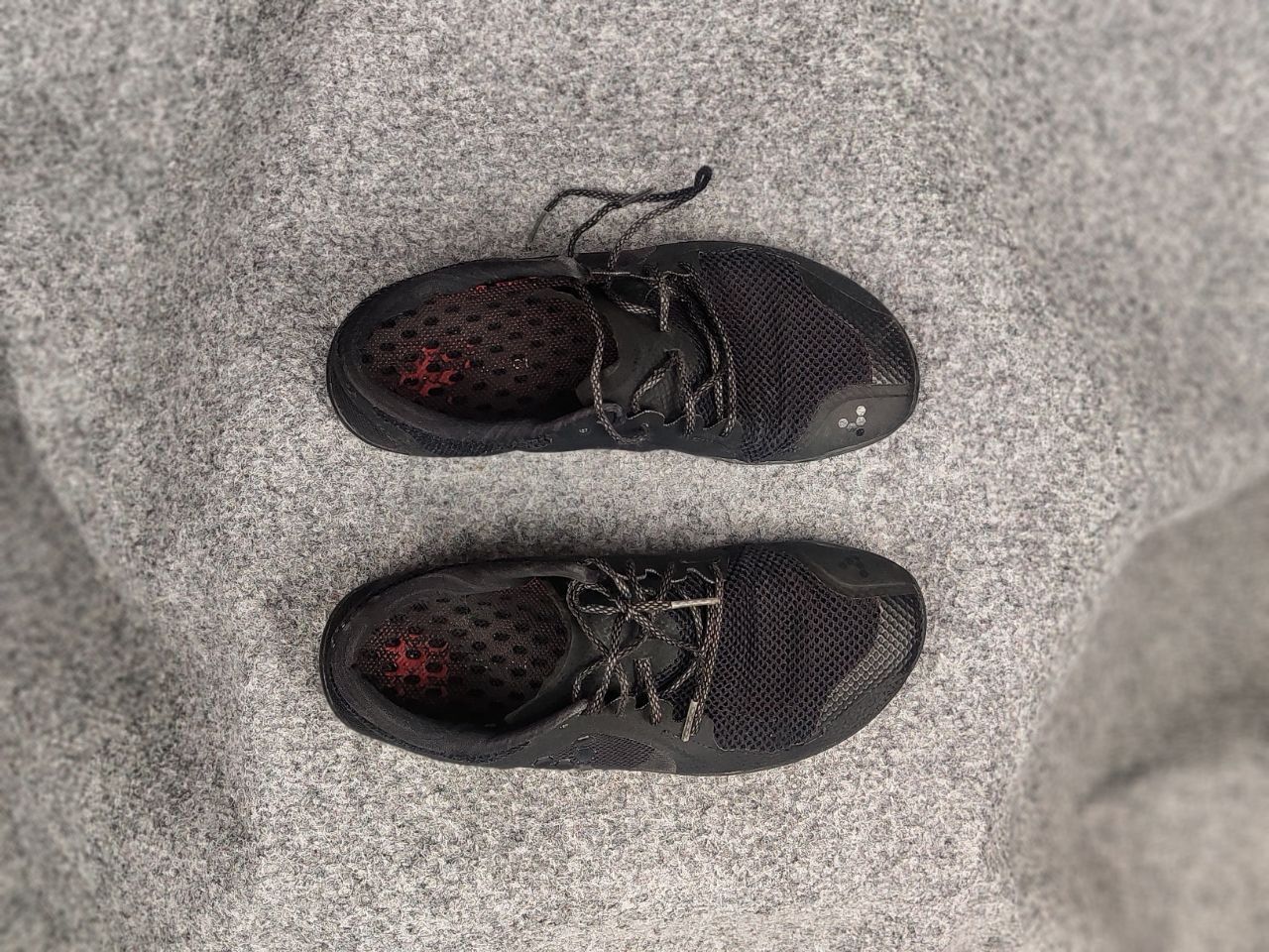 Vivobarefoot Vivobarefoot Primus Lite III Trail Logo Running Sneakers Size US 6 / EU 39 - 4 Thumbnail
