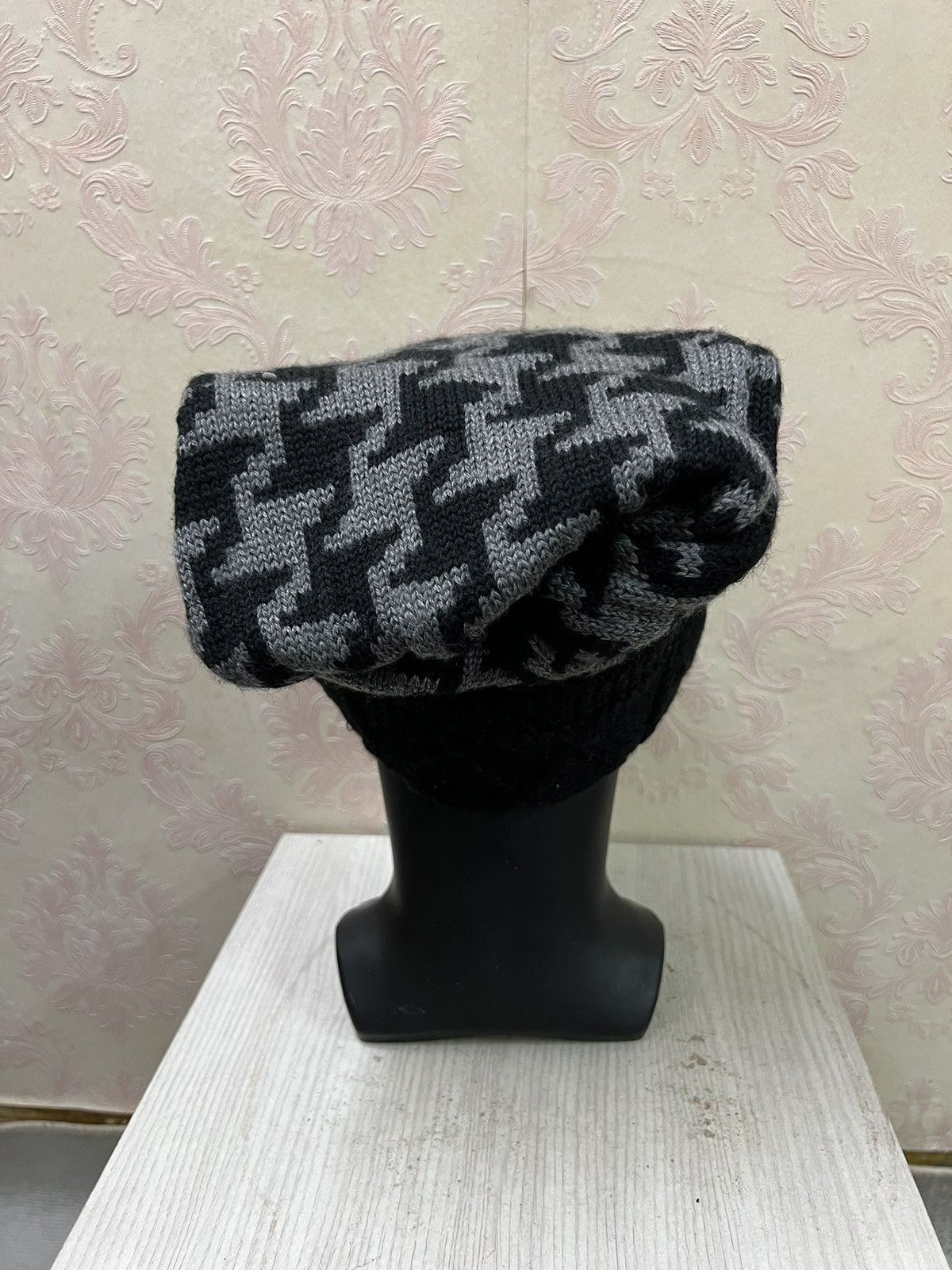 Japanese Brand Japanese Doarat Crochet Beanie Hats Size ONE SIZE - 5 Thumbnail