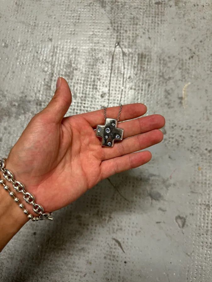 Vintage × Yves Saint Laurent 2000s Yves Saint Laurent Blue Crystal Silver Cross Necklace Size ONE SIZE - 6 Thumbnail
