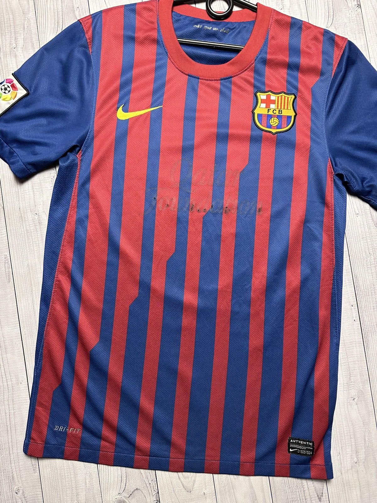 Nike × Vintage Vintage Nike Barcelona soccer jersey size S Size US S / EU 44-46 / 1 - 2 Thumbnail