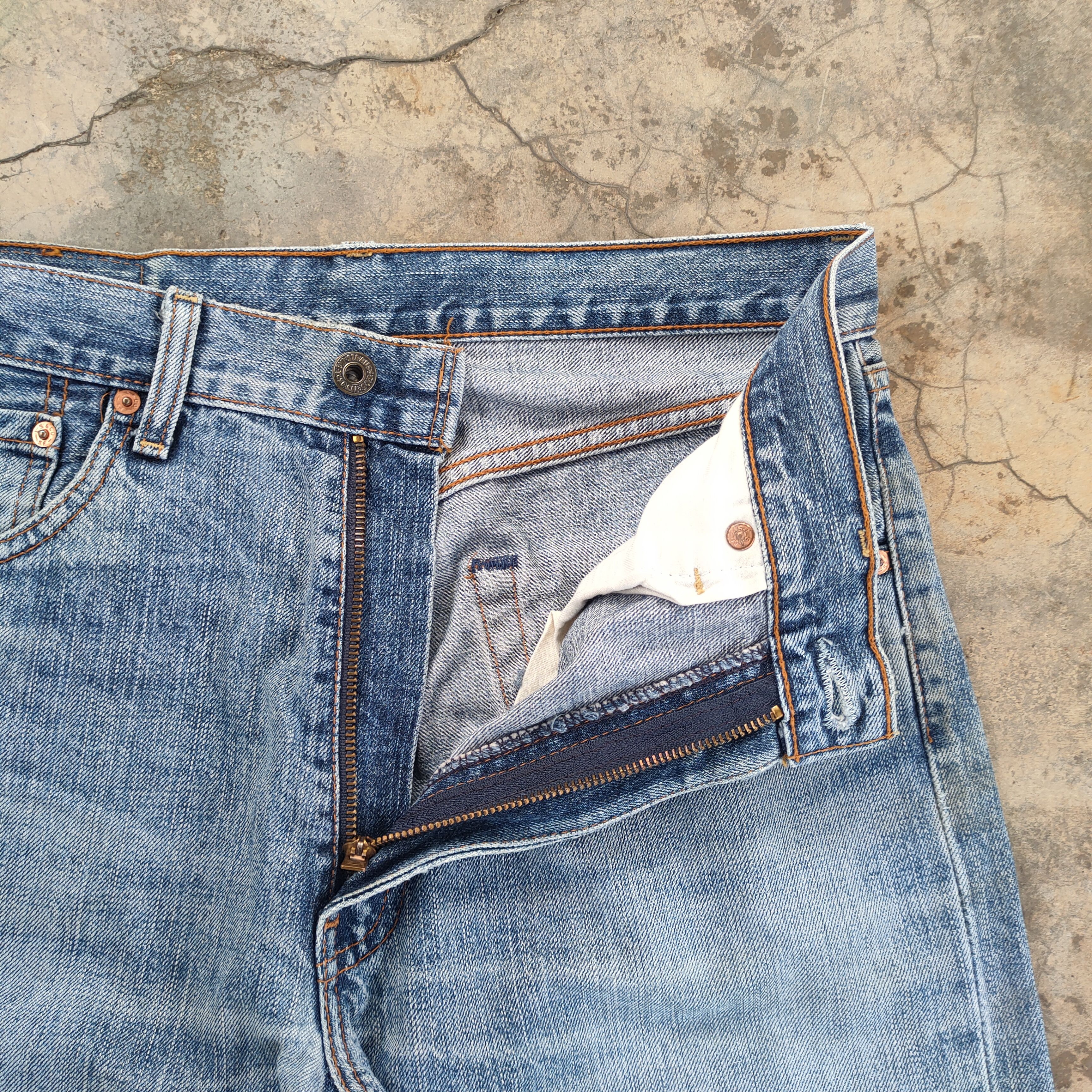 Levi's Vintage Clothing W32 VINTAGE LEVI'S 503 RIPPED FADED JEANS DENIM PANTS Size US 32 / EU 48 - 7 Thumbnail