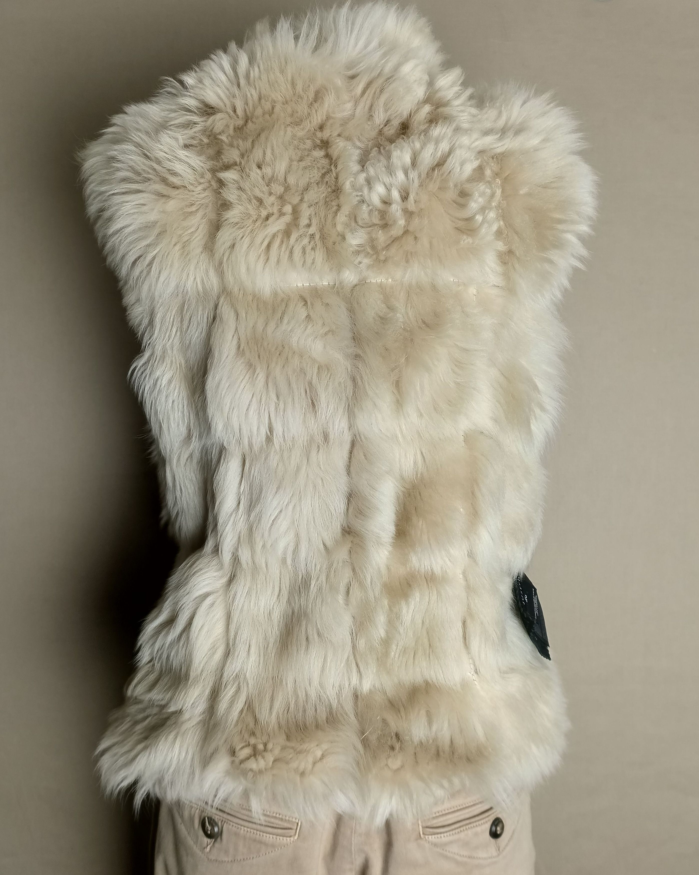Joseph Joseph Lined Face Fur Vest Beige Lambskin Size EU 40 Size M / US 6-8 / IT 42-44 - 6 Thumbnail