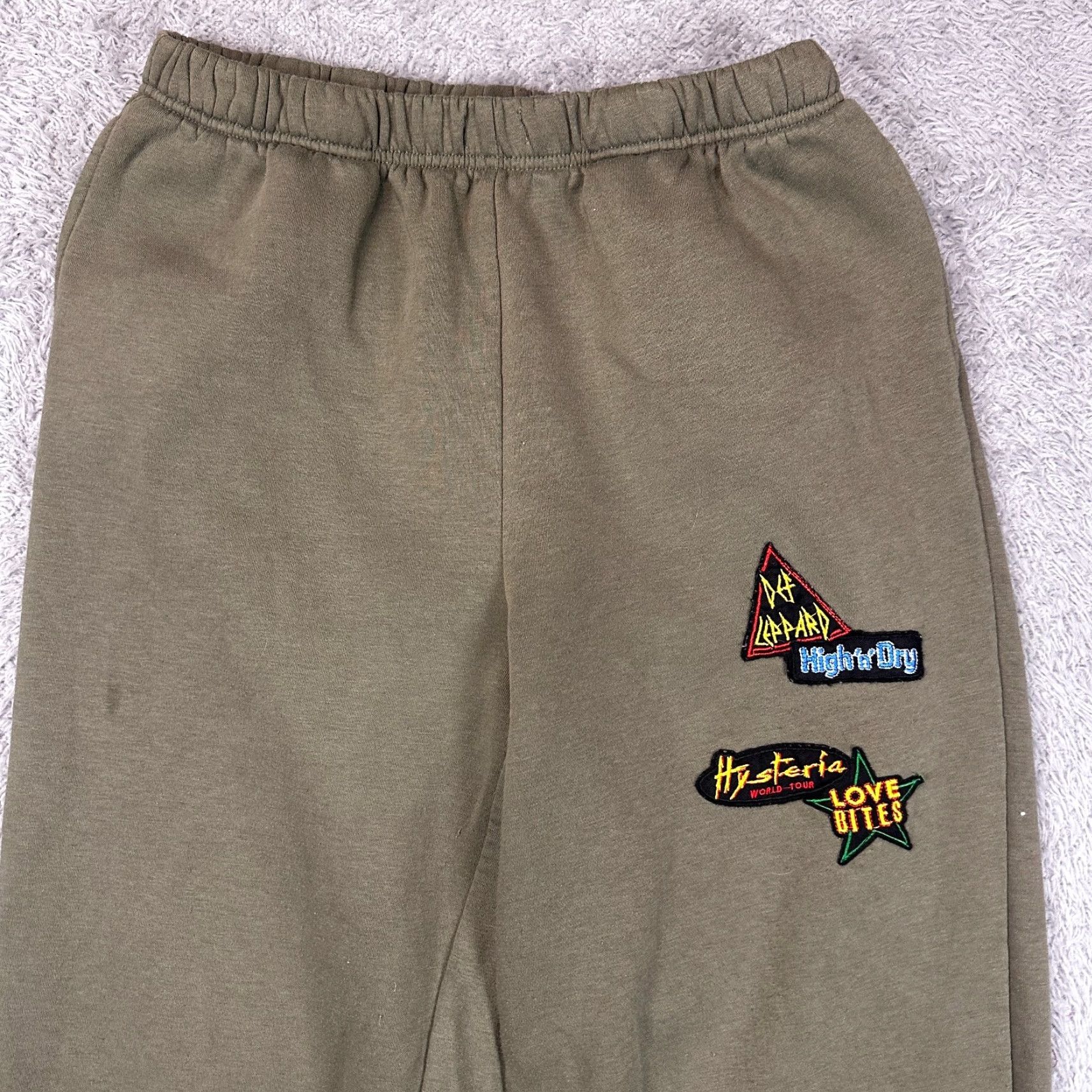 Vintage Def Leppard Green Sweatpants Mens M XL (fits M) Patches Warm Soft Pajama Pants Vinyl Shirt? Size US 31 - 4 Thumbnail