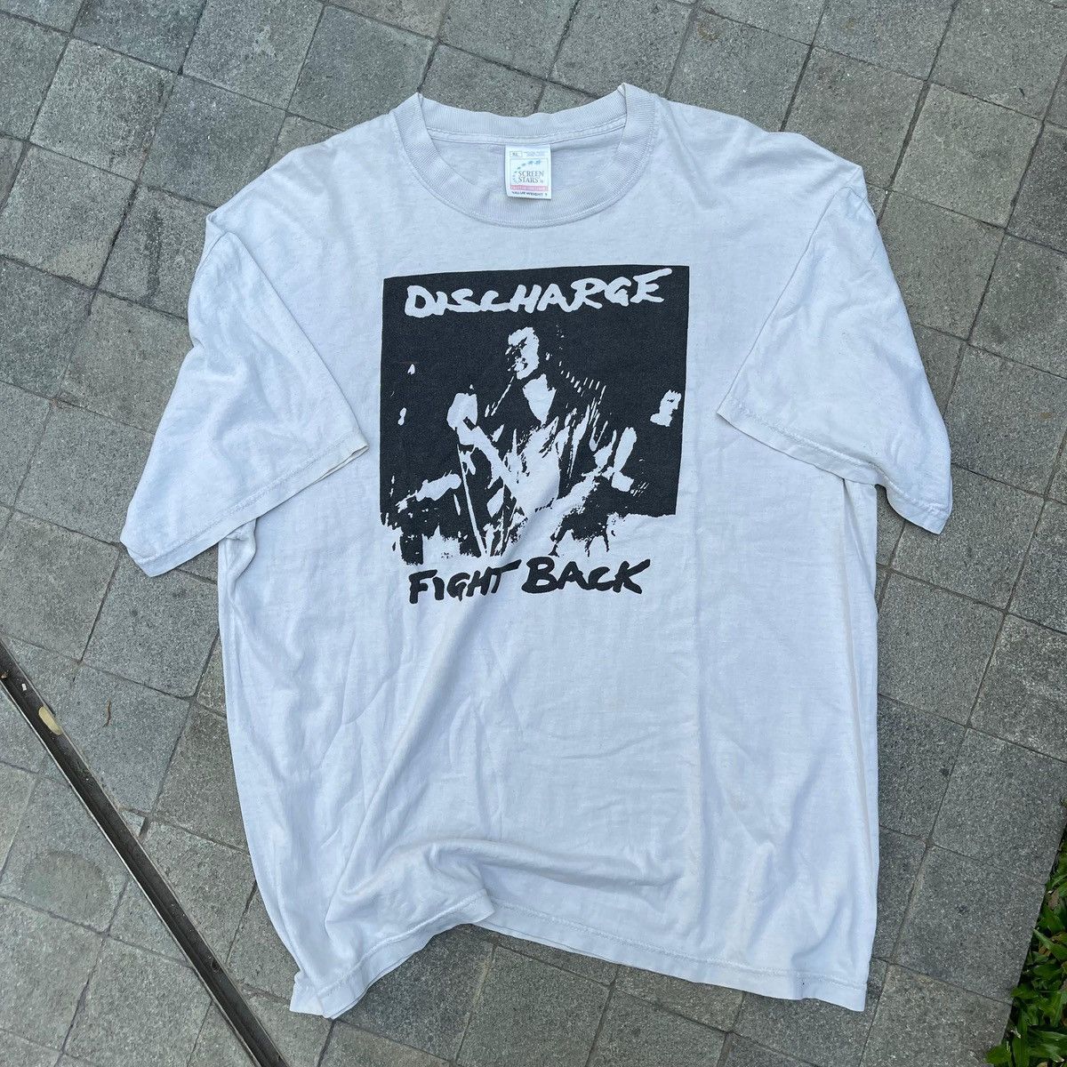 Band Tees Vintage Discharge Fightback Band Tee Size US XL / EU 56 / 4 - 2 Thumbnail