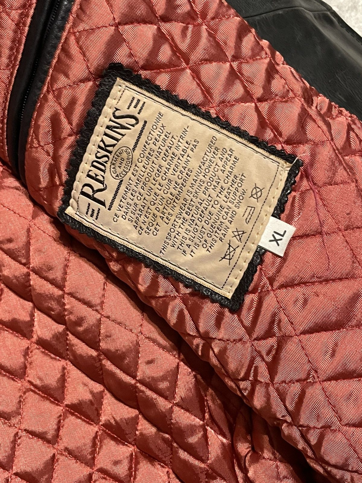 Vintage Crazy Vintage Redskins Cropped Leather Jacket Polizei Schott Size US L / EU 52-54 / 3 - 22 Thumbnail