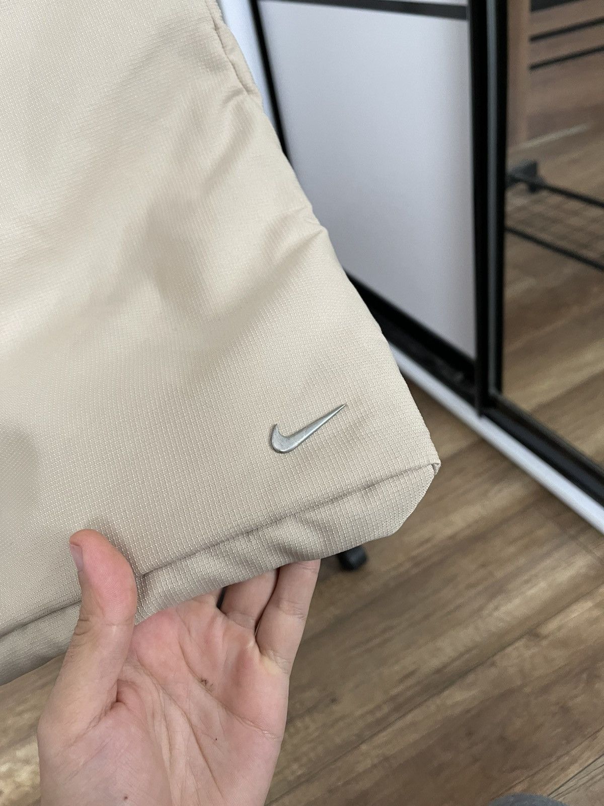 Nike Nike Crossbody Bag Vintage Metal Logo 90s Size ONE SIZE - 9 Thumbnail