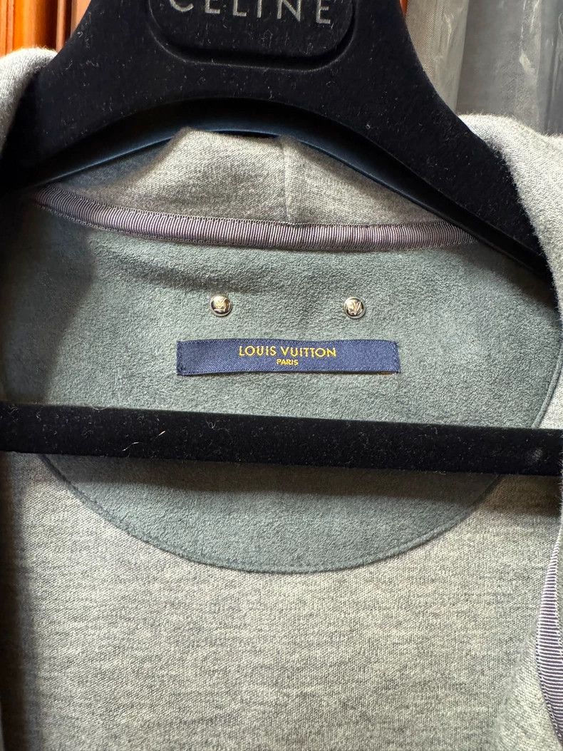 Louis Vuitton Louis Vuitton size 4l Grey Zip Hoodie Size US M / EU 48-50 / 2 - 4 Thumbnail