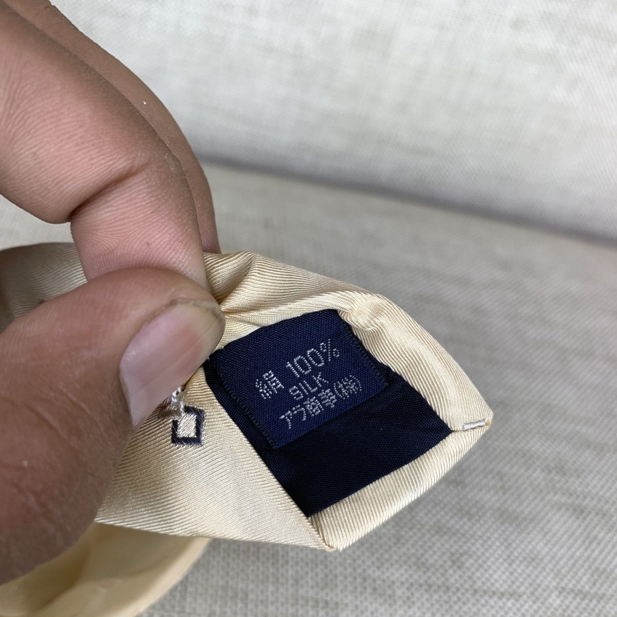 Burberry Burberry Soft Gold Silk Tie Caravatte Size ONE SIZE - 8 Thumbnail