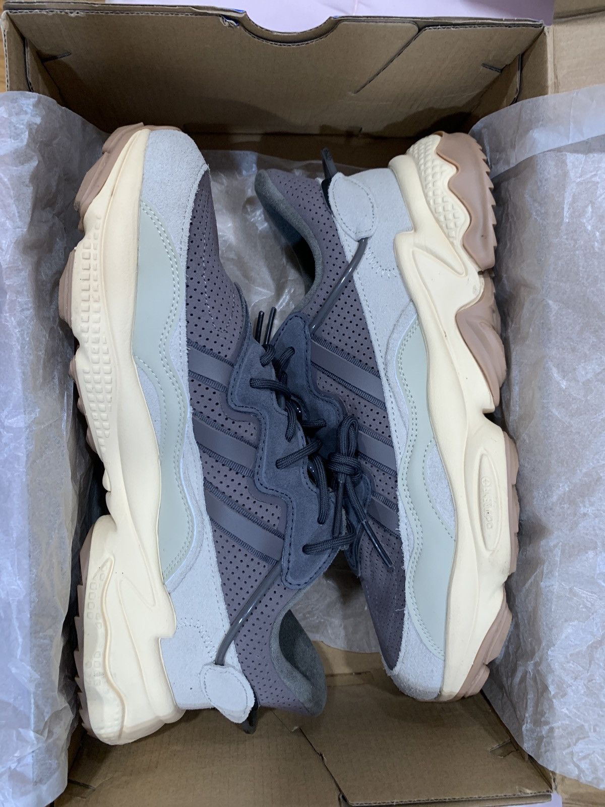 Adidas Adidas Ozweego TR Size US 10 / EU 43 - 4 Thumbnail