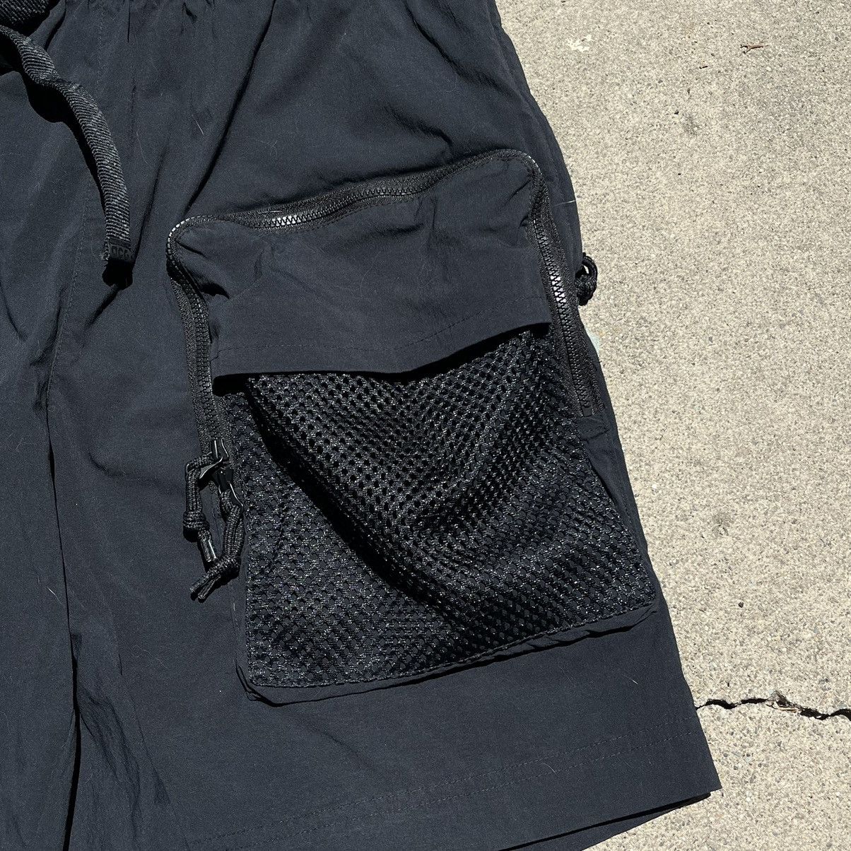 Nike × Nike ACG Nike ACG Cargo Shorts Size US 31 - 4 Thumbnail