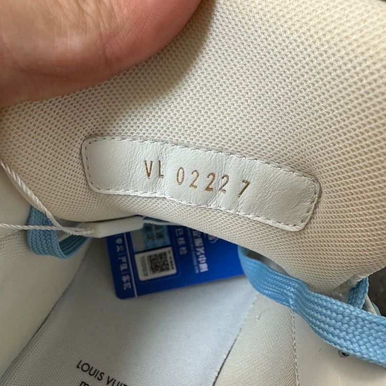 Louis Vuitton Louis Vuitton Trainer white and blue embossed board shoes Size US 7 / EU 40 - 8 Thumbnail