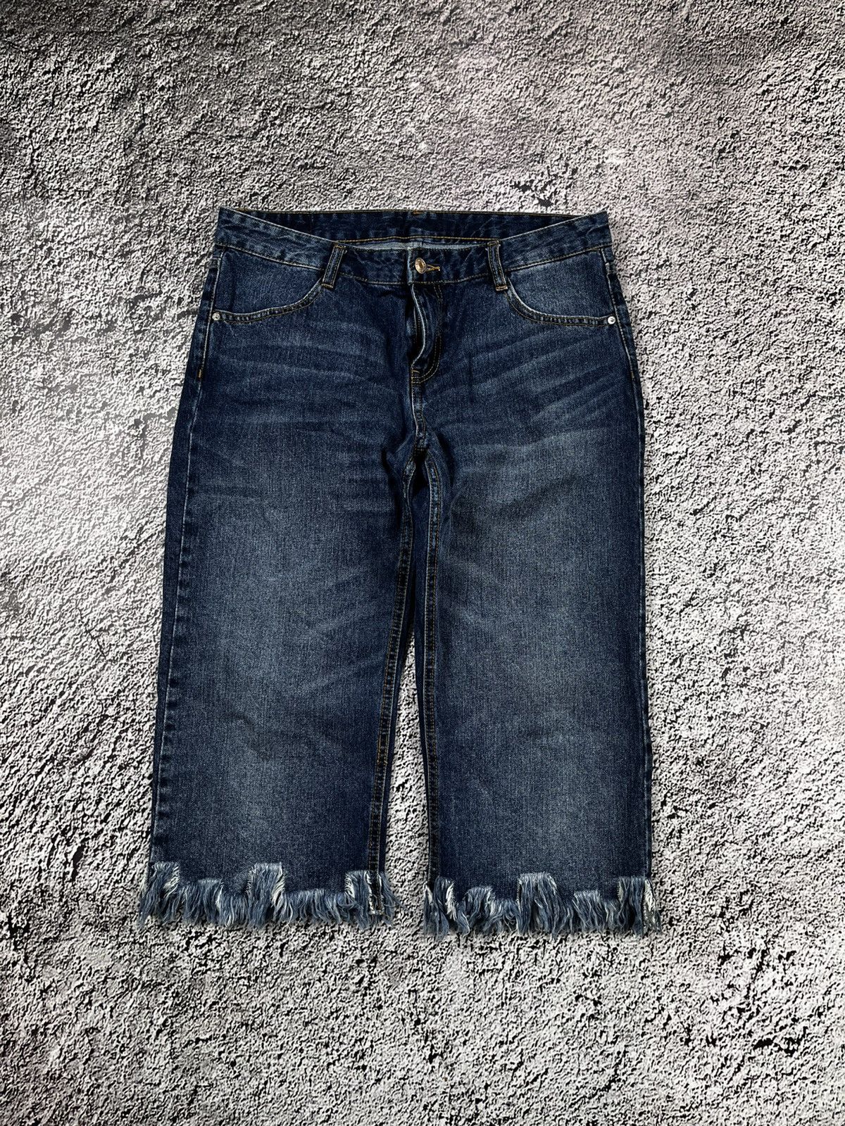 Vintage Vintage Y2K Faded washed 3/4 shorts breeches streetwear Size 30" / US 8 / IT 44 - 1 Thumbnail