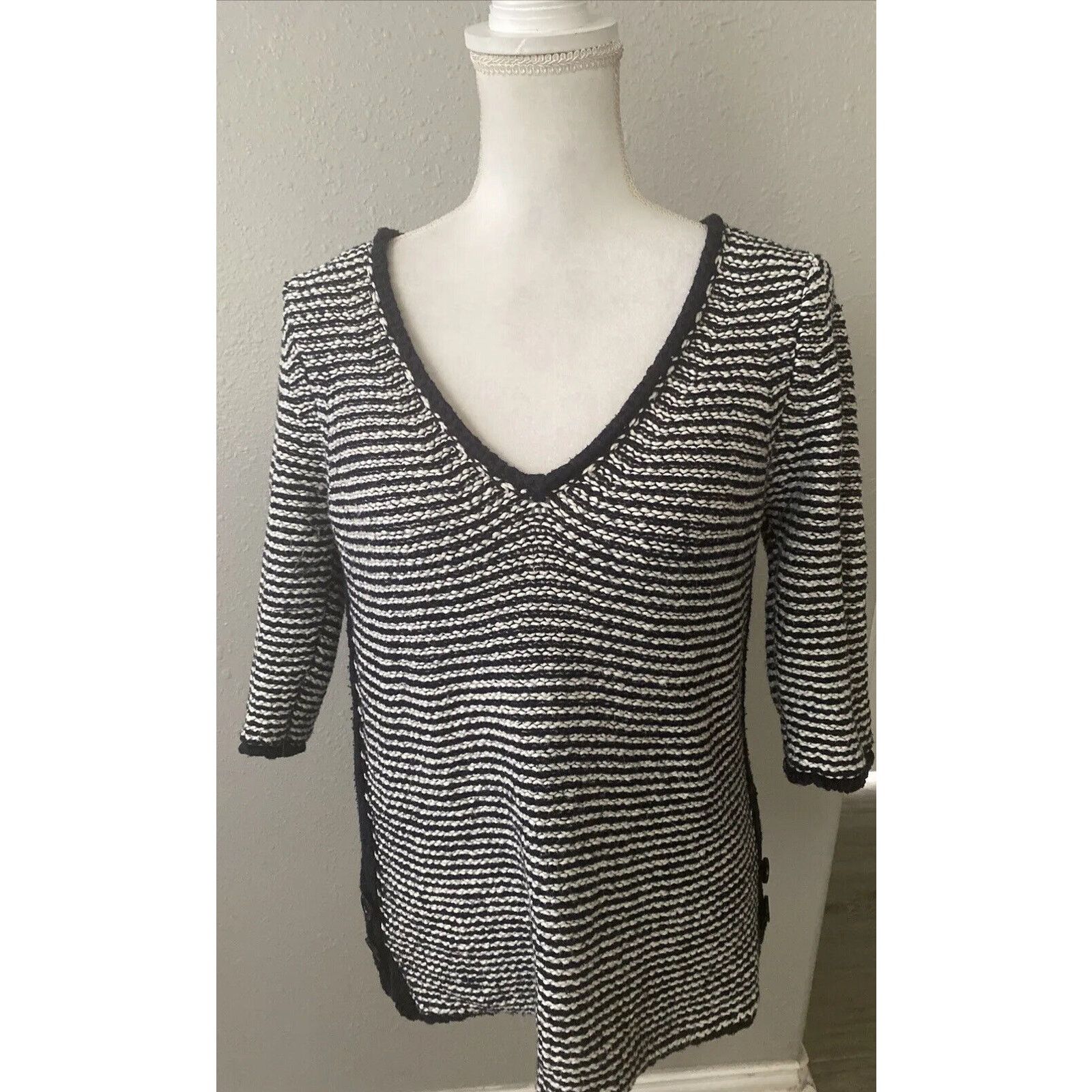 Calypso St Barth Calypso St. Barth Cotton Sweater Knit Size S Button V Neck Size S / US 4 / IT 40 - 2 Thumbnail
