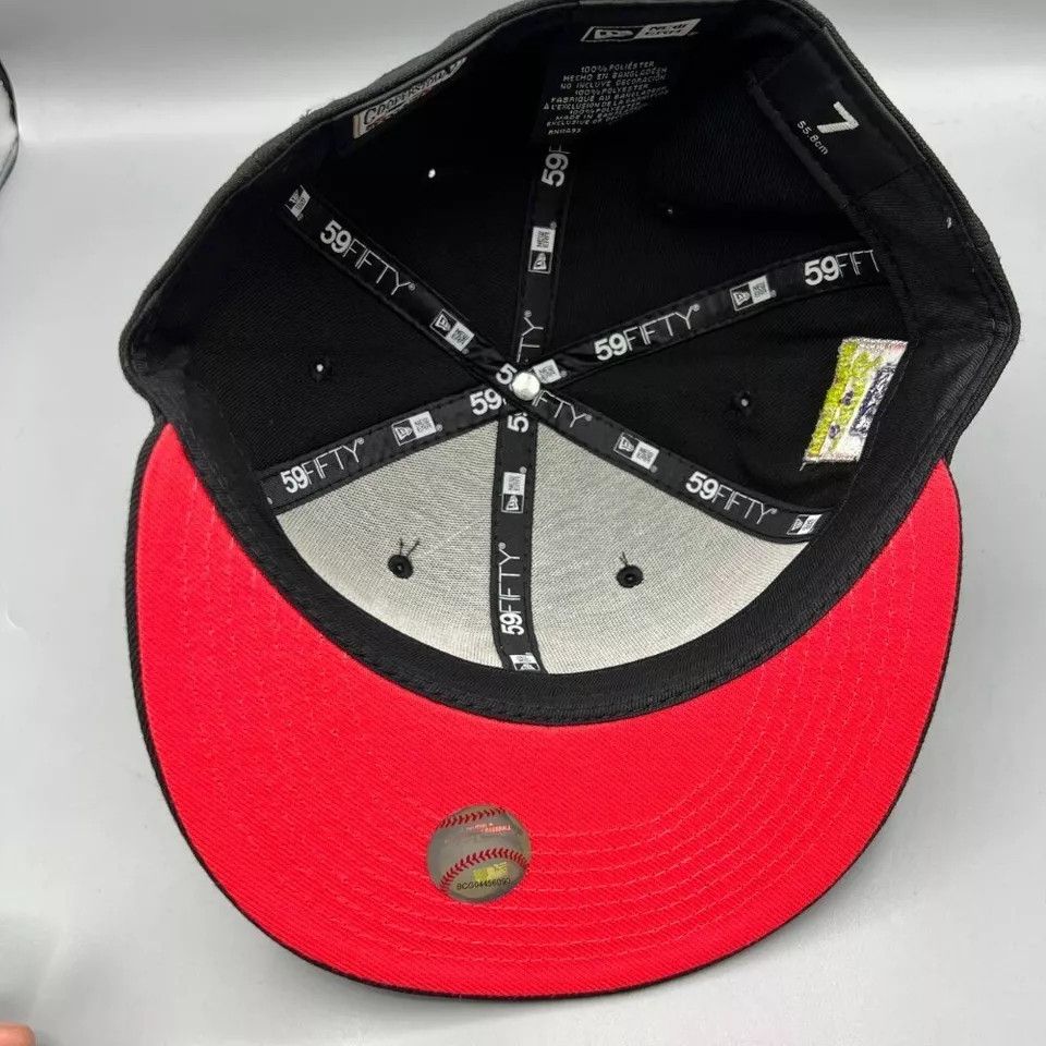 New Era Philadelphia Phillies Hat Men 7 59Fifty New Era MLB Fitted Size ONE SIZE - 7 Thumbnail