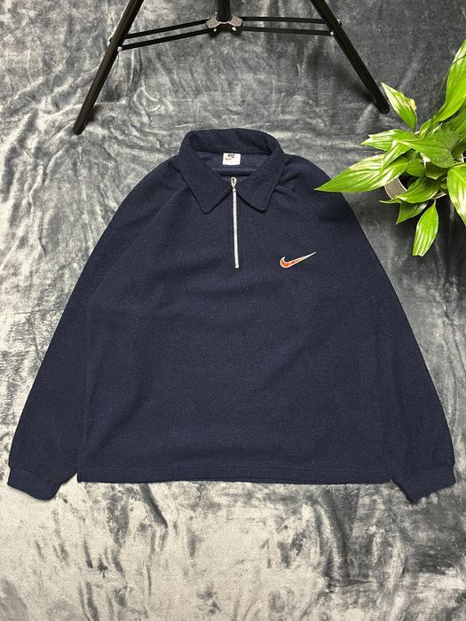 Nike best sale 90s sweater