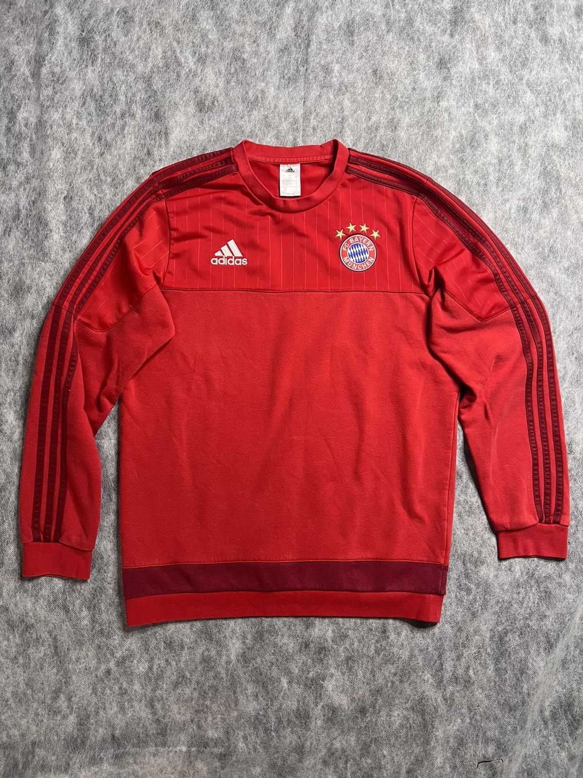 Adidas Vintage Adidas Bayern Munich Sweatshirt Soccer Size US M / EU 48-50 / 2 - 1 Thumbnail