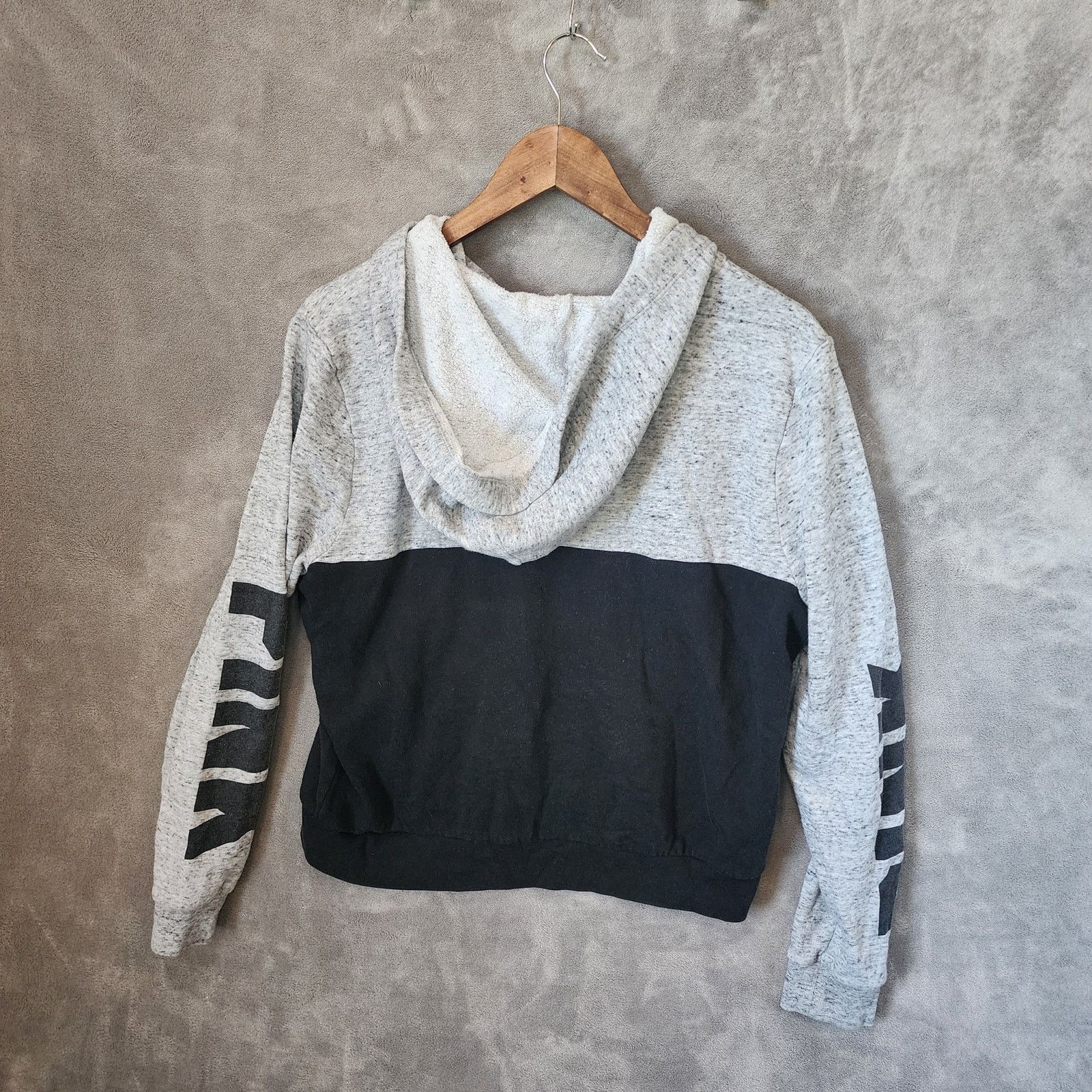 Pink Pink By Victoria's Secret Two Tone Black Gray Hoodie Large Size L / US 10 / IT 46 - 2 Thumbnail