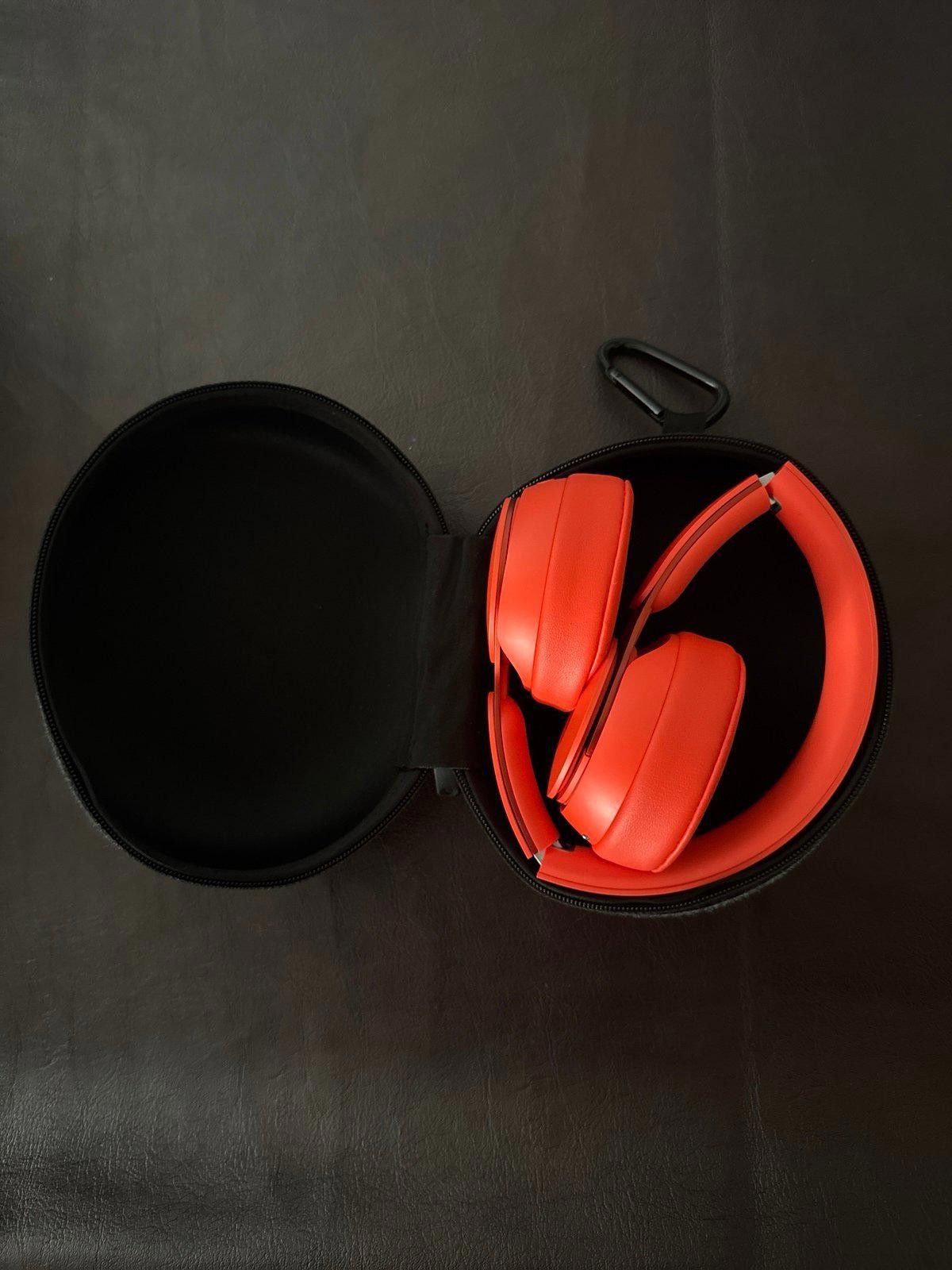 Designer Beats Solo3 Wireless On-Ear Headphones - Red Size ONE SIZE - 2 Thumbnail