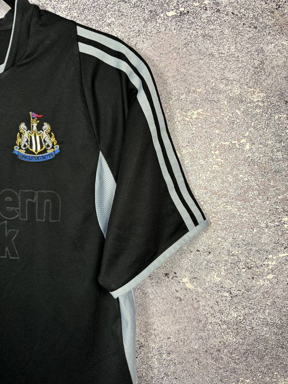 Adidas vintage Newcastle United 2003/04 Away Adidas Soccer Jersey Size US S / EU 44-46 / 1 - 5 Thumbnail