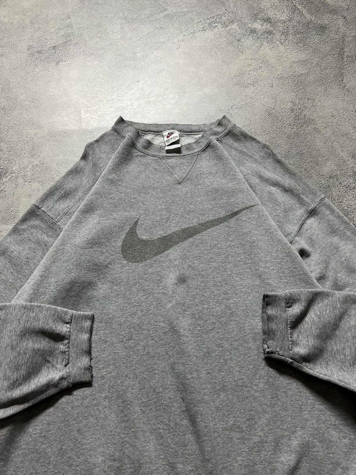 Nike × Vintage Vintage Y2k Nike USA 🩶 Faded Spell Out Logo Sweatshirt 90’s Size XL / US 12-14 / IT 48-50 - 2 Thumbnail