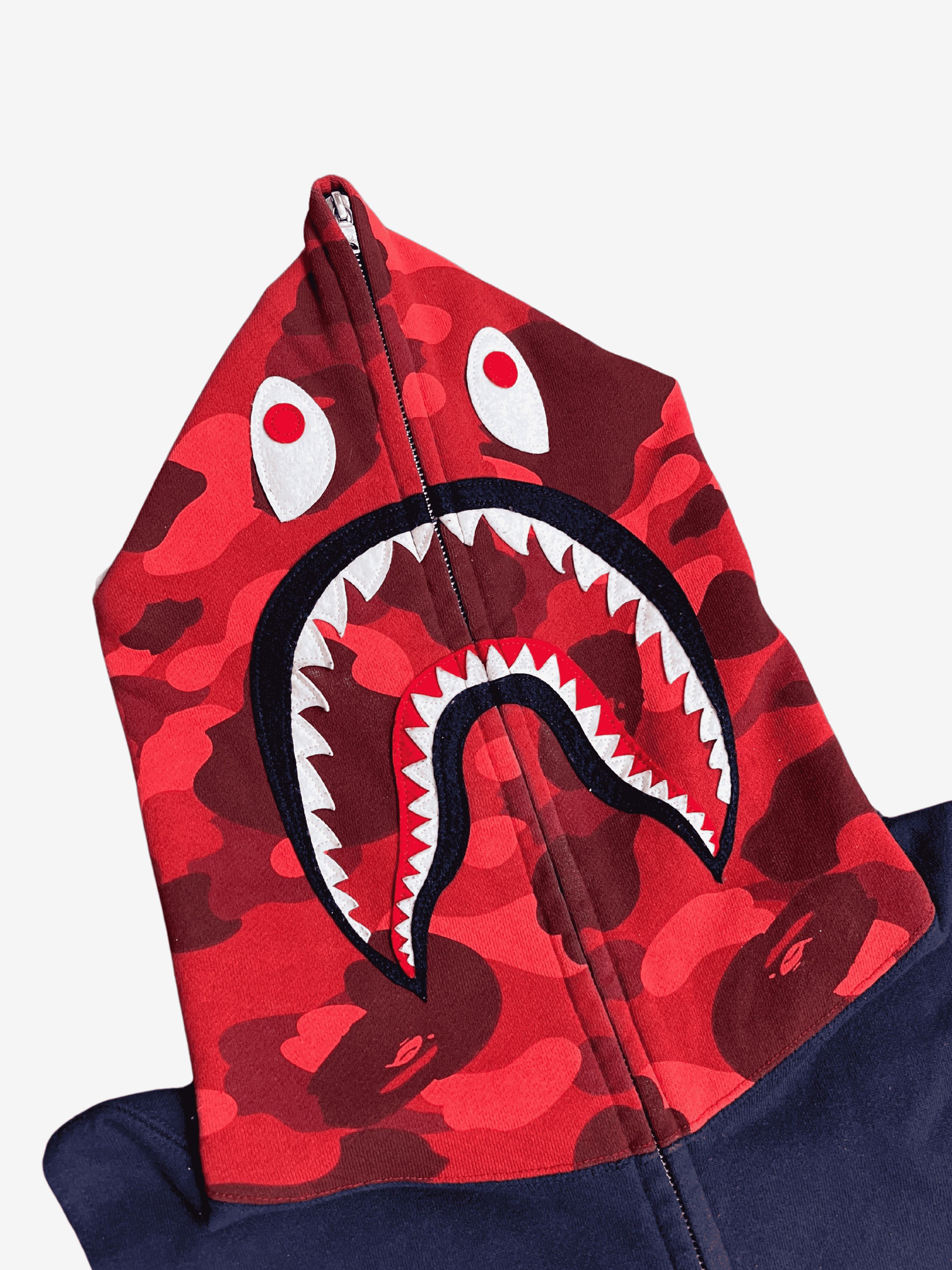 Bape A Bathing Ape Navy Red Camo Head Sleeveless Zip Shark Hoodie Size US L / EU 52-54 / 3 - 3 Thumbnail
