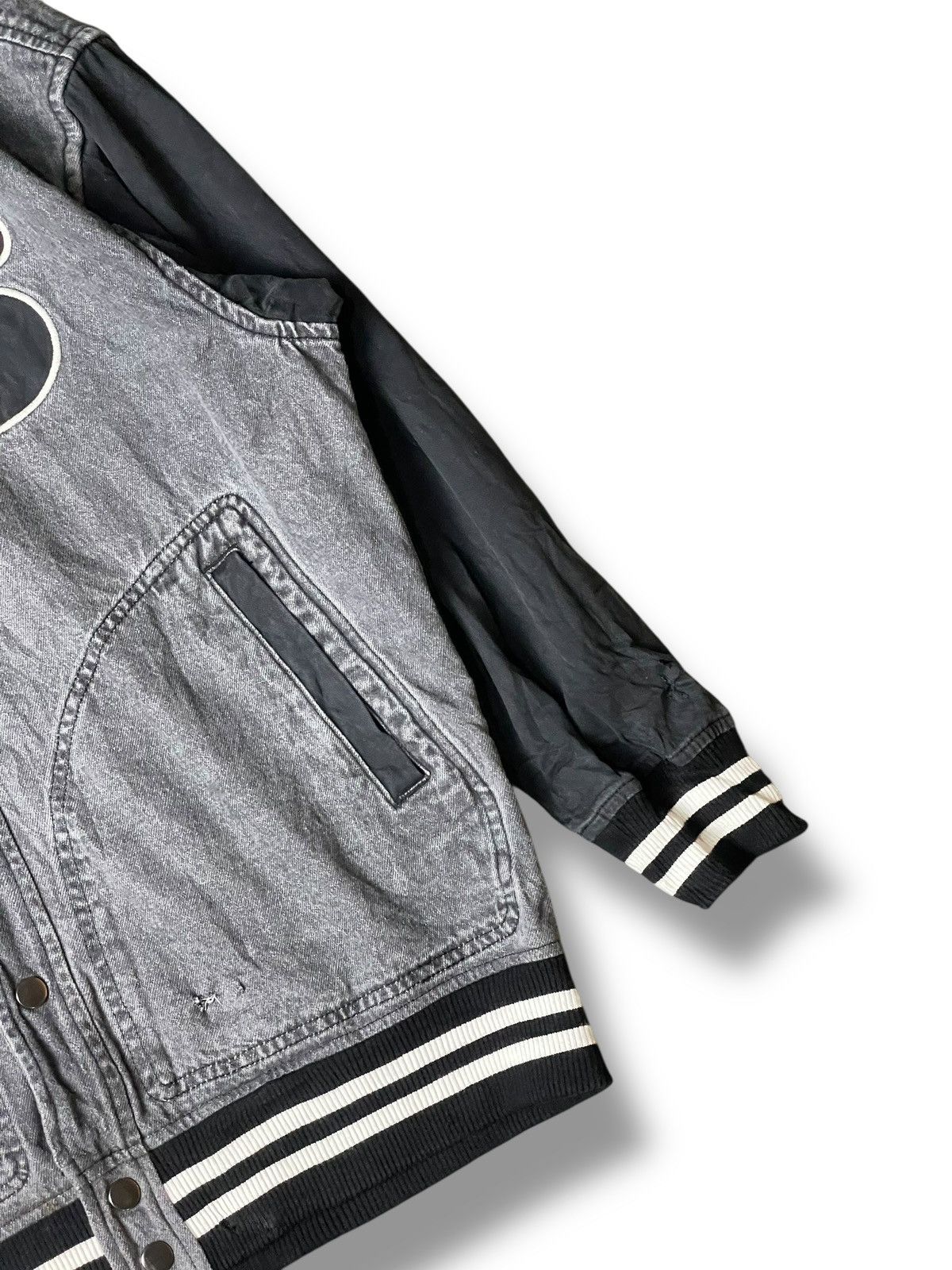 Silas × Vintage SILAS Brand Varsity Denim Jeans Jacket (131) Size US M / EU 48-50 / 2 - 3 Thumbnail